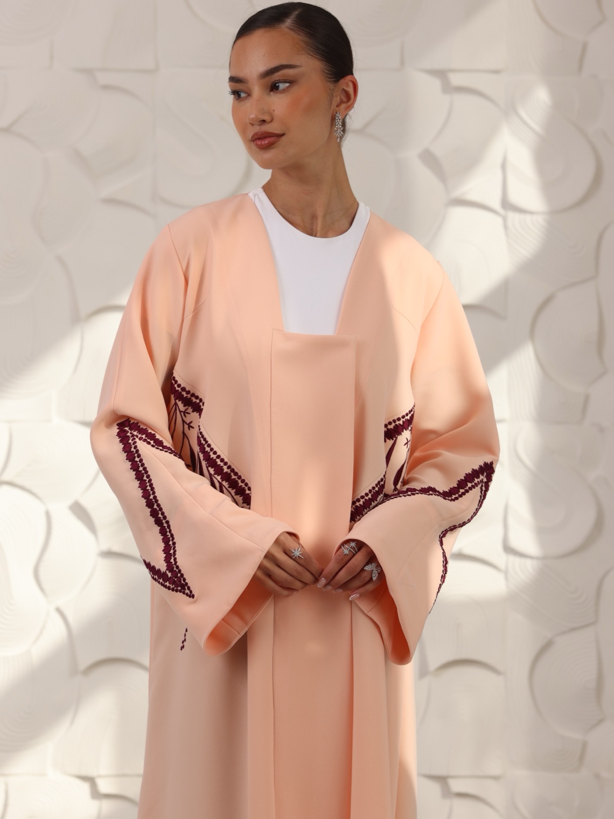 LN_THREADS - Image 4 - Mnsaj