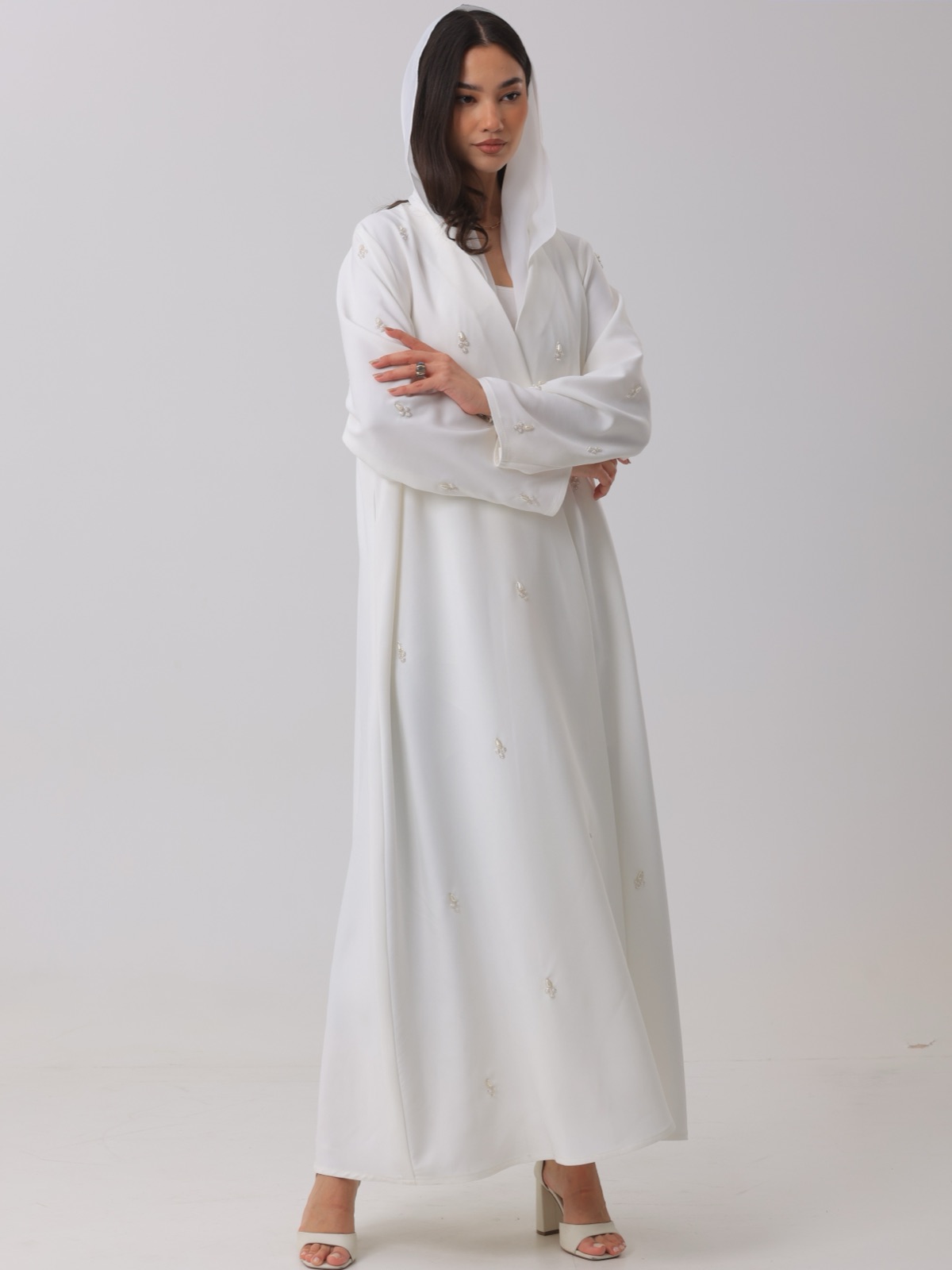 LEVE_COUTURE - Image 3 - Mnsaj