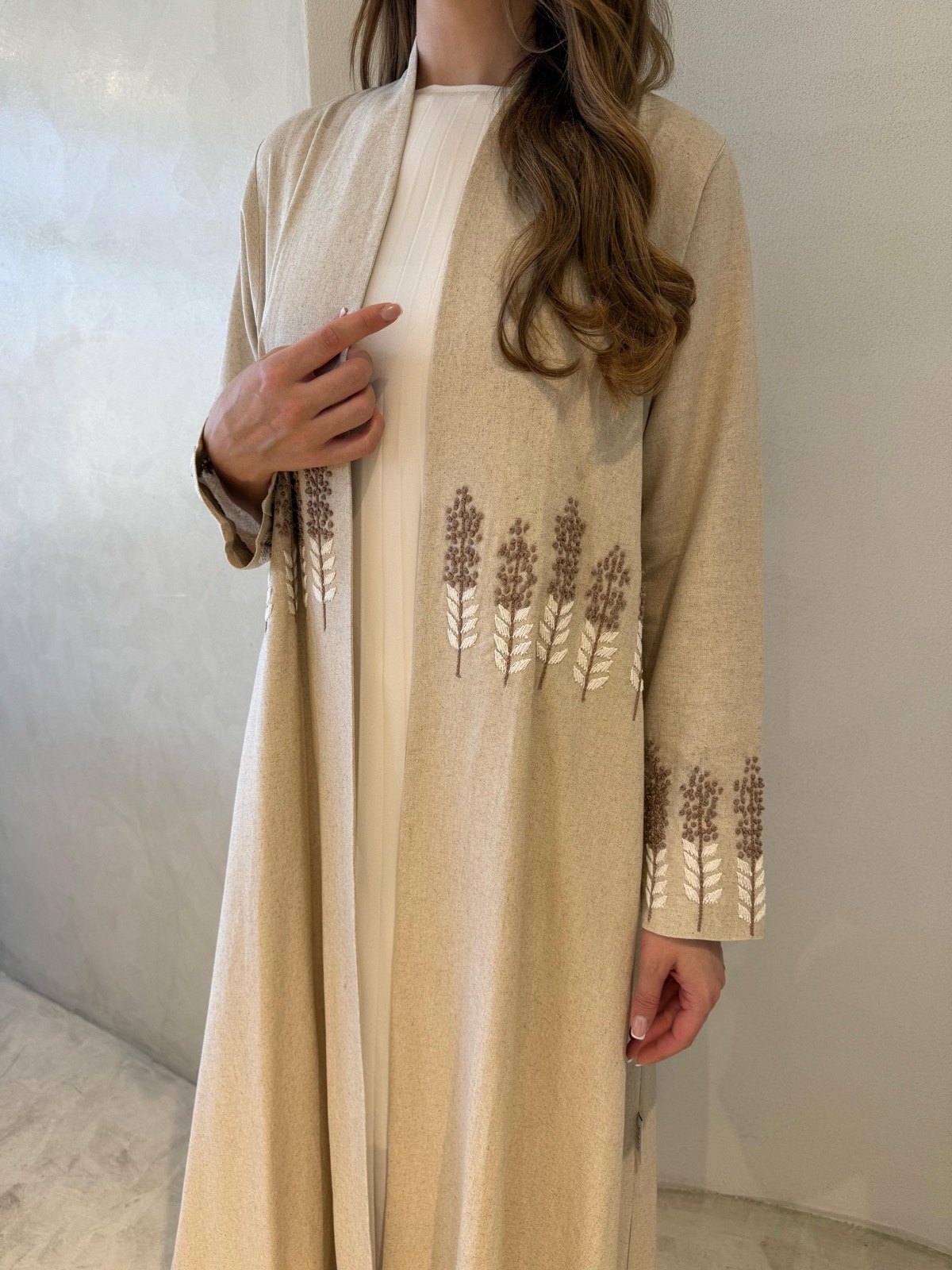 MANTLE.BH - Image 4 - Mnsaj