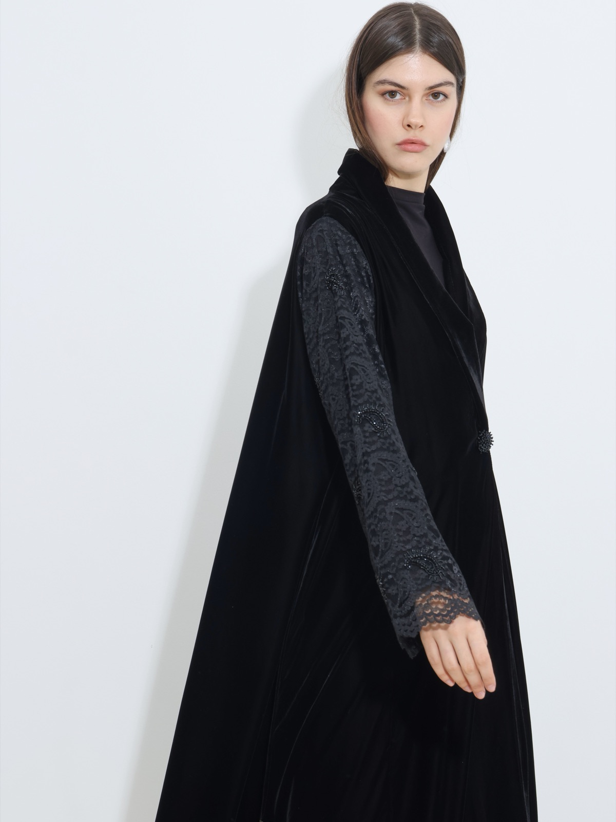 IRIS_ABAYABH - Image 5 - Mnsaj