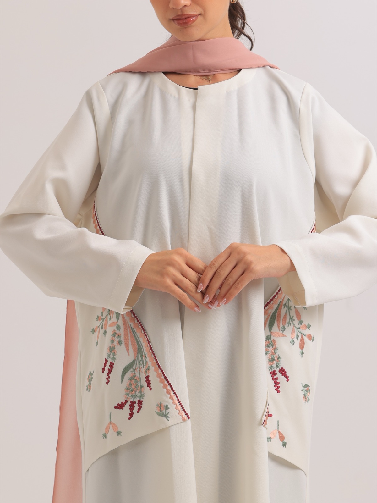 LEVE_COUTURE - Mnsaj