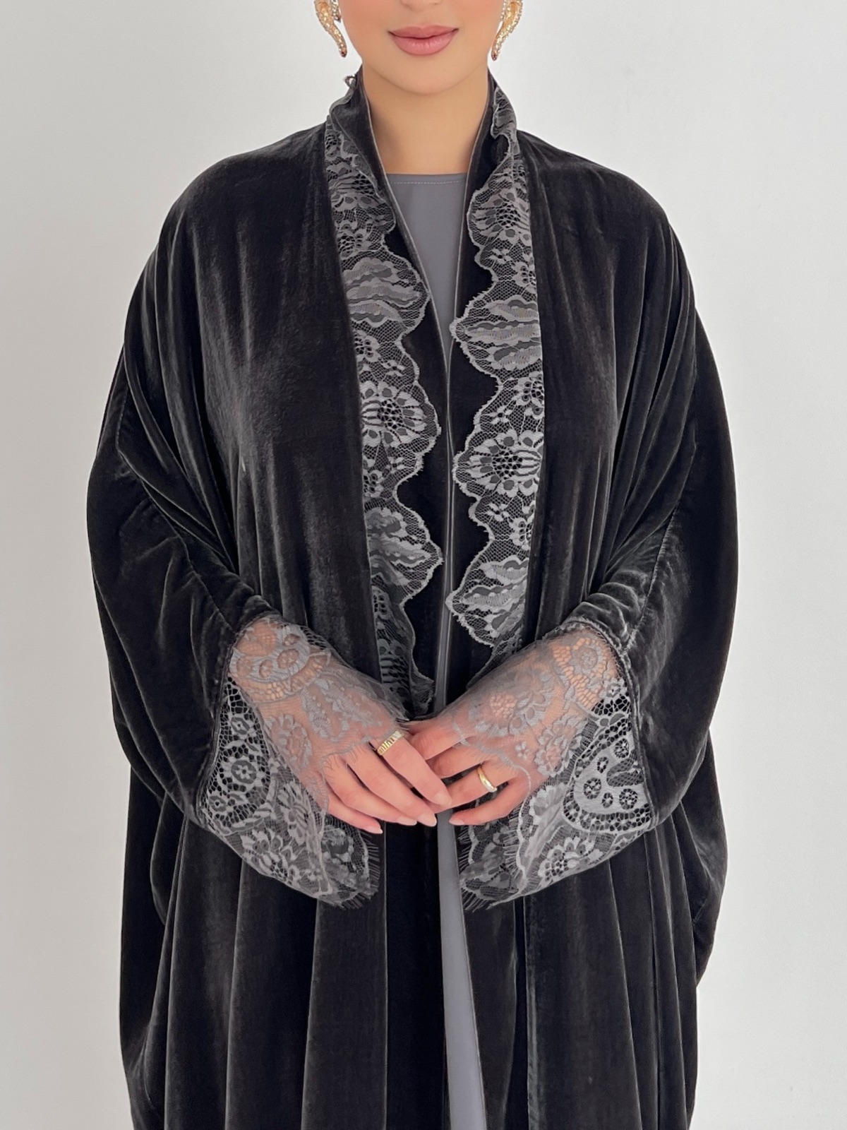 SHAIKHA.ALABDULKARIM - Image 4 - Mnsaj