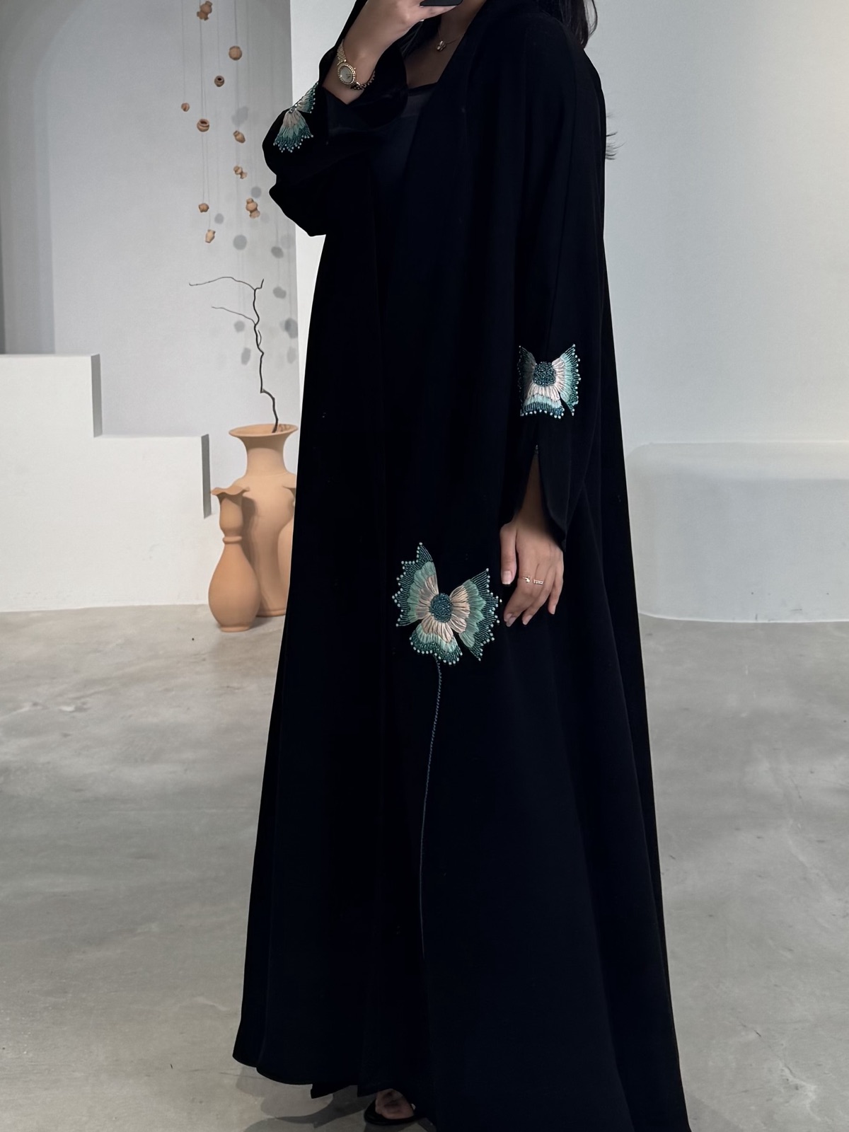 AT.BYAMINAALTAMIMI - Alternate View - Mnsaj