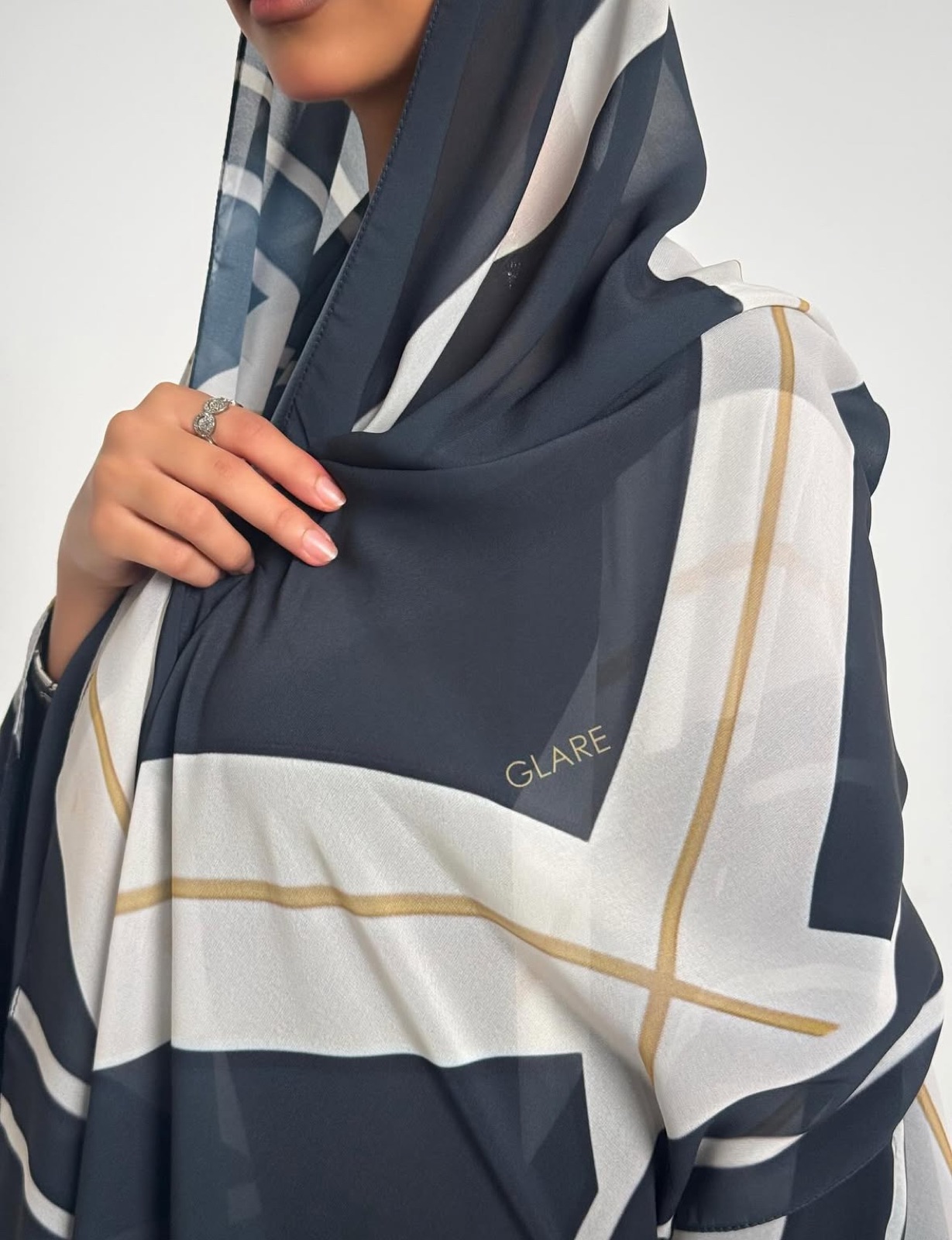 GLARE.BHR - Image 3 - Mnsaj