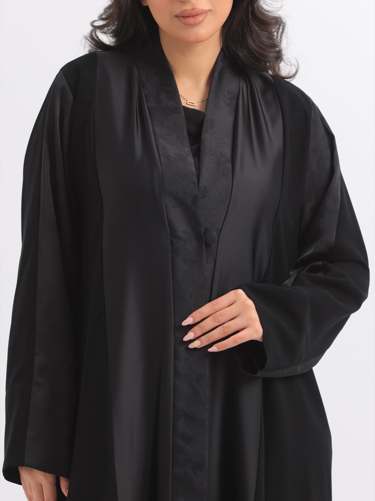 TAILORED.BYREEM - Image 4 - Mnsaj