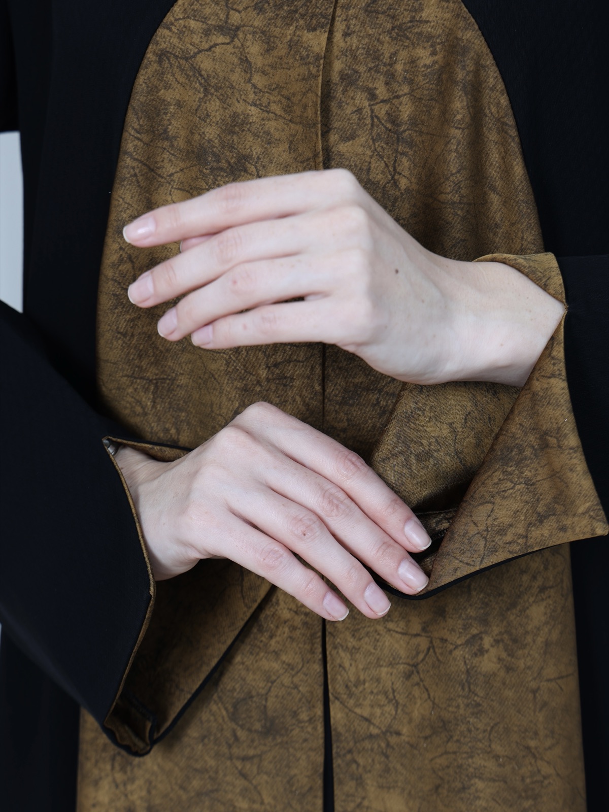 RIWAA.LINE - Image 3 - Mnsaj