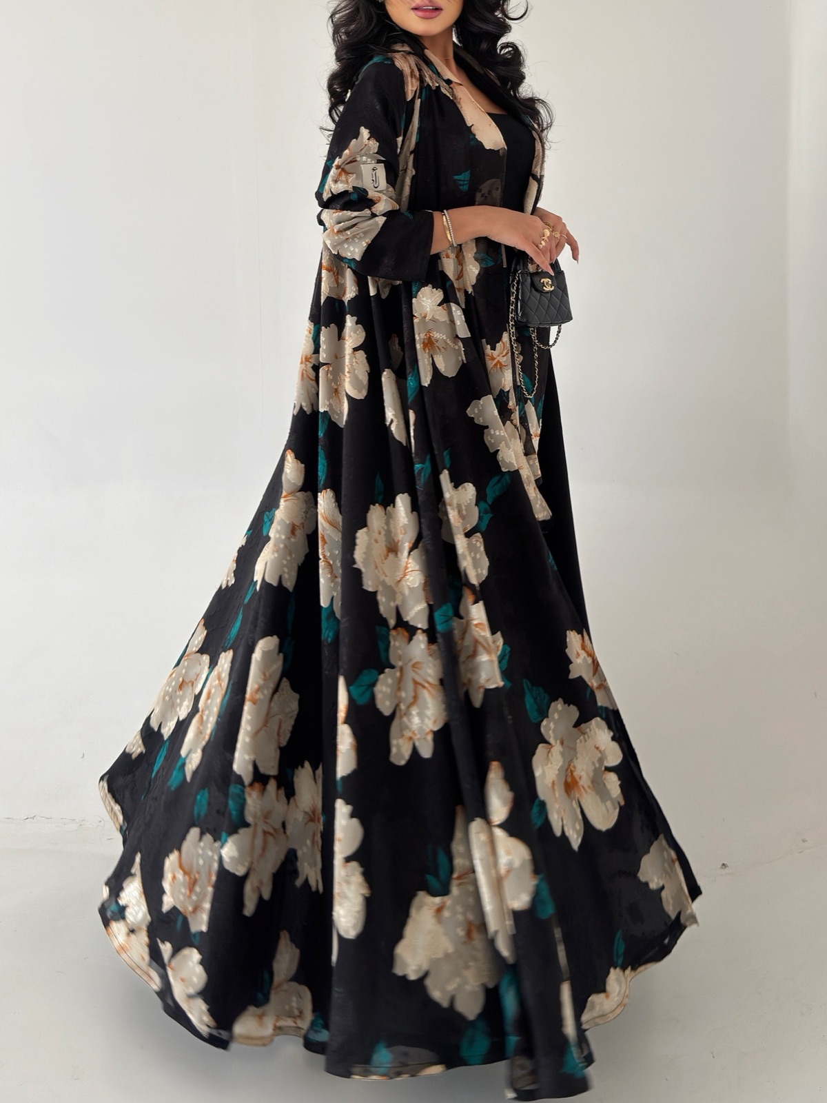 ALDA_ABAYA - Image 4 - Mnsaj