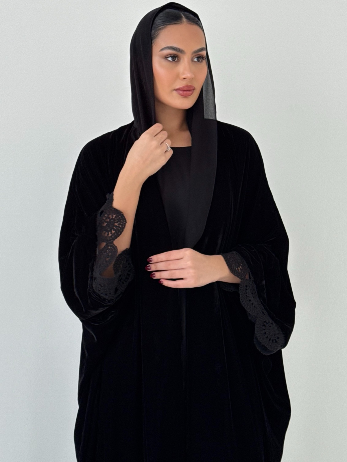 BASH__MENA - Alternate View - Mnsaj