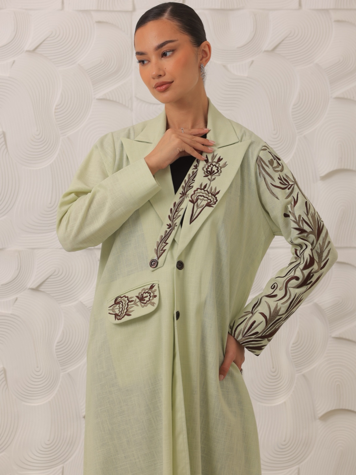 LN_THREADS - Image 3 - Mnsaj