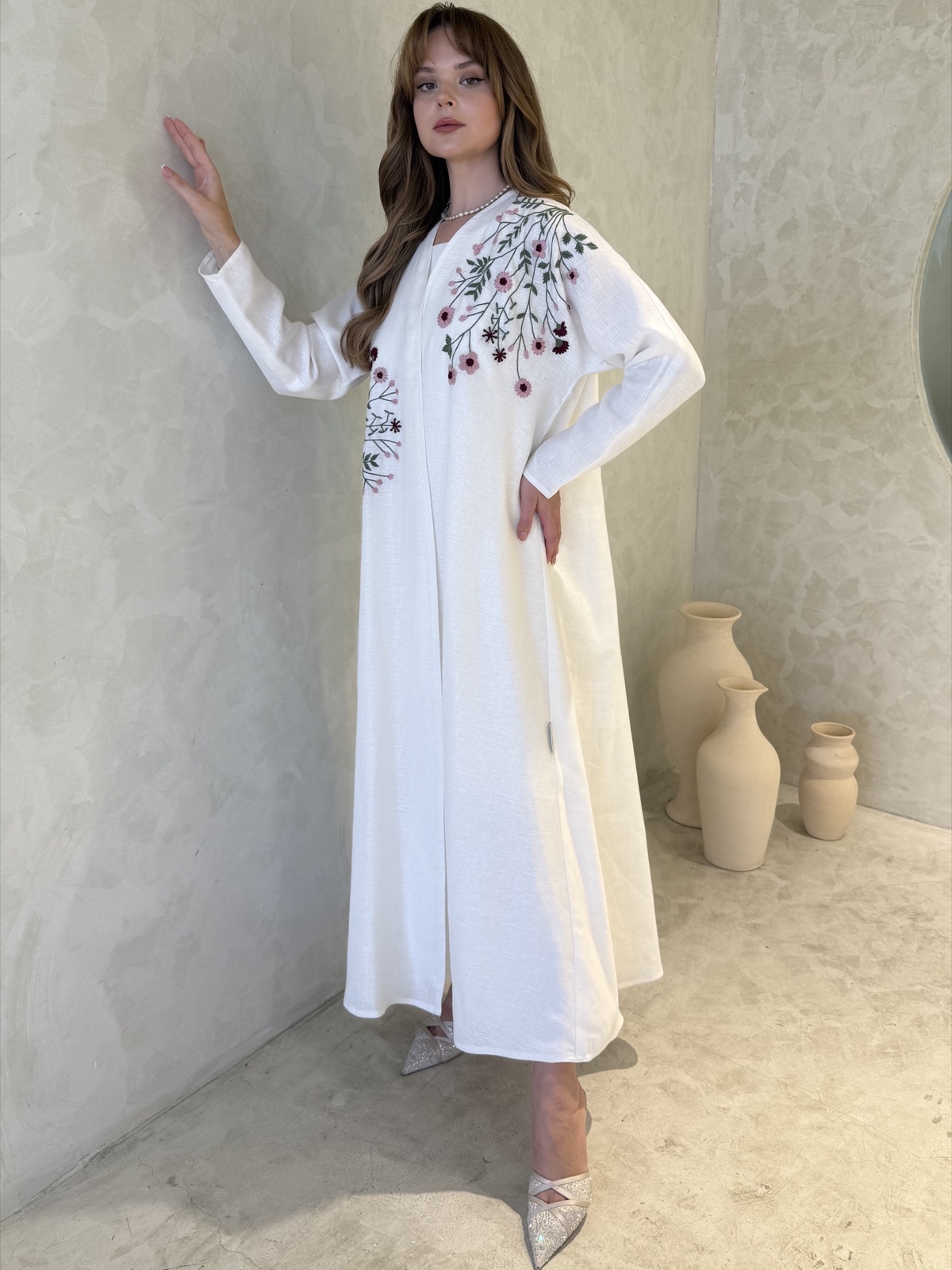 MANTLE.BH - Image 3 - Mnsaj