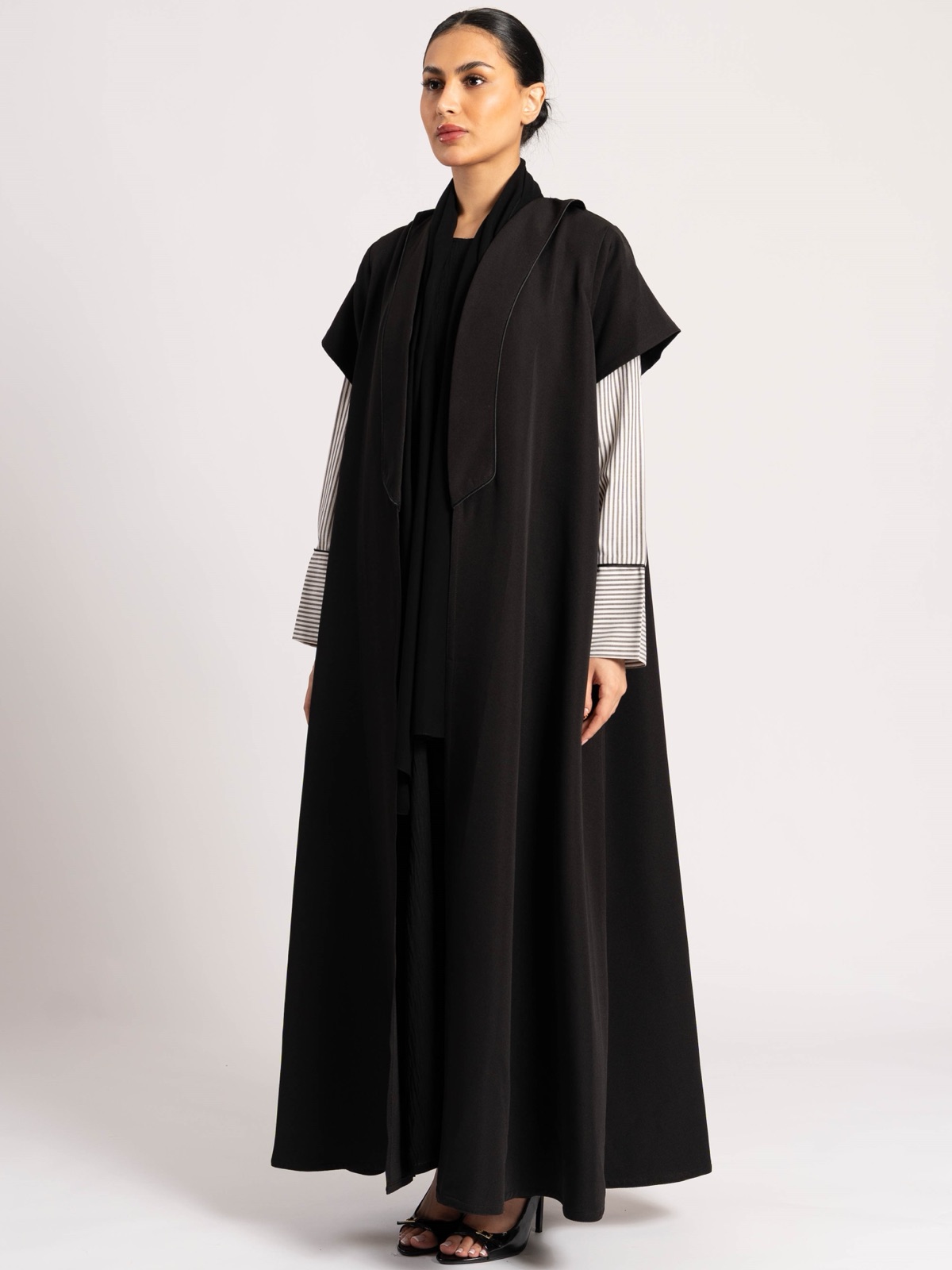 SHAIKHA.ALABDULKARIM - Image 4 - Mnsaj