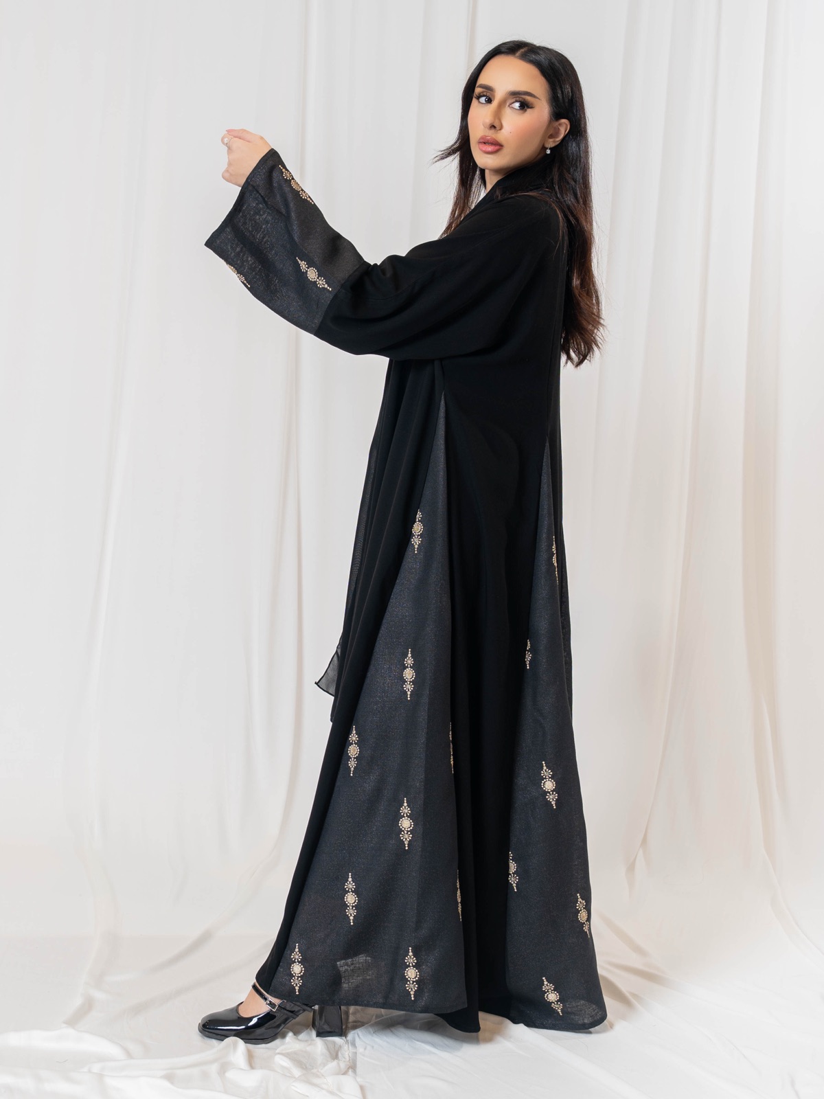 ORAS.ABAYA - Alternate View - Mnsaj