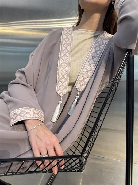 MANTLE.BH - Image 4 - Mnsaj