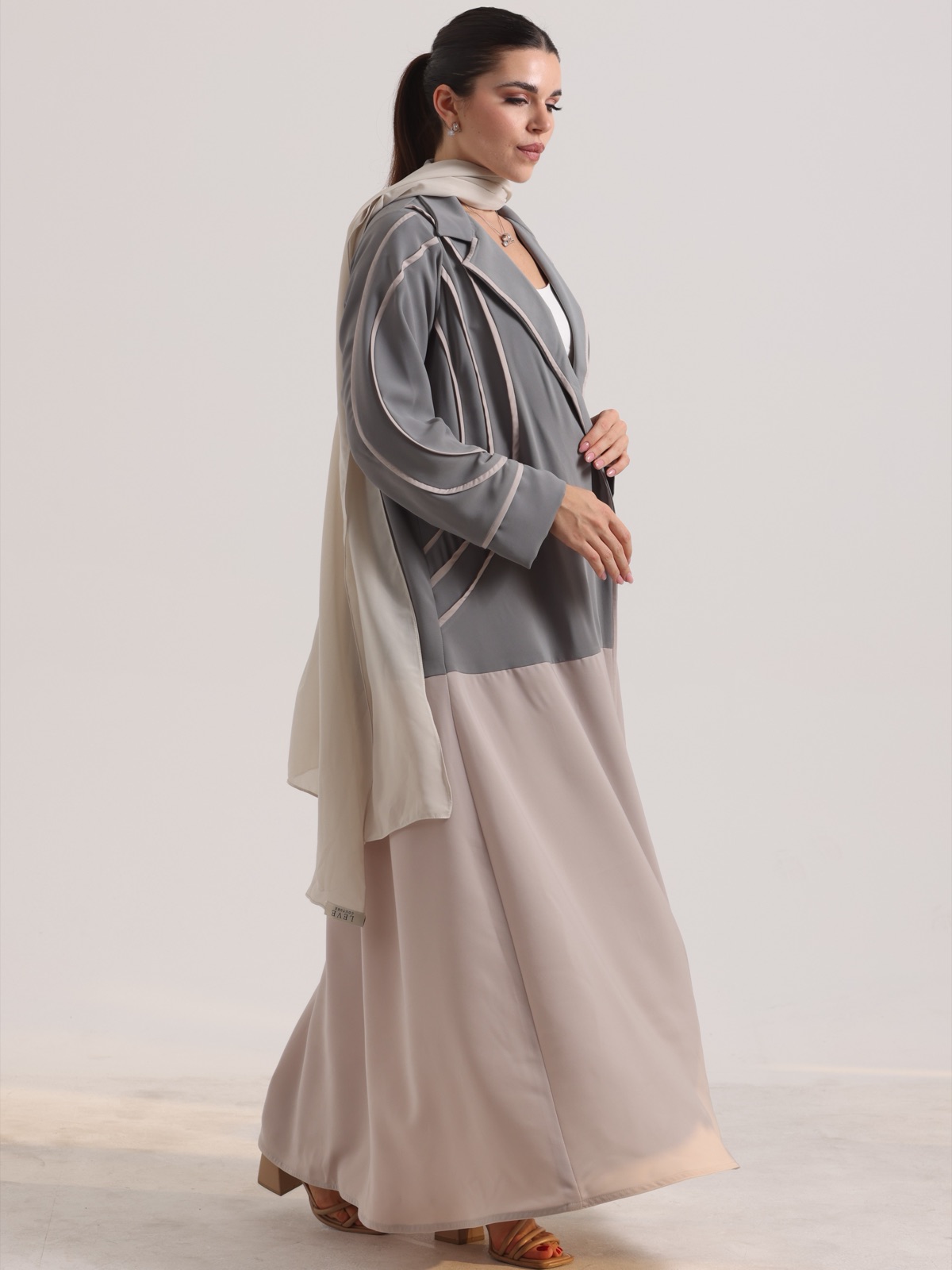 LEVE_COUTURE - Mnsaj