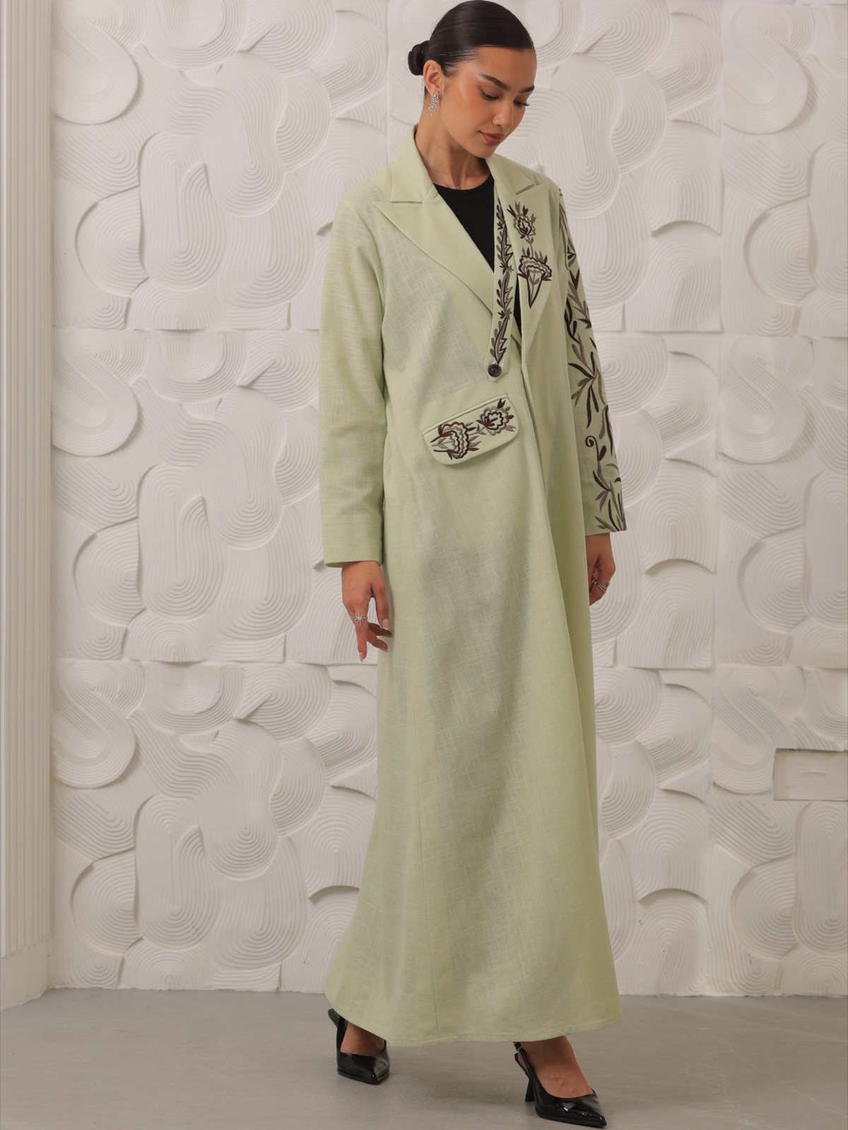 LN_THREADS - Image 5 - Mnsaj