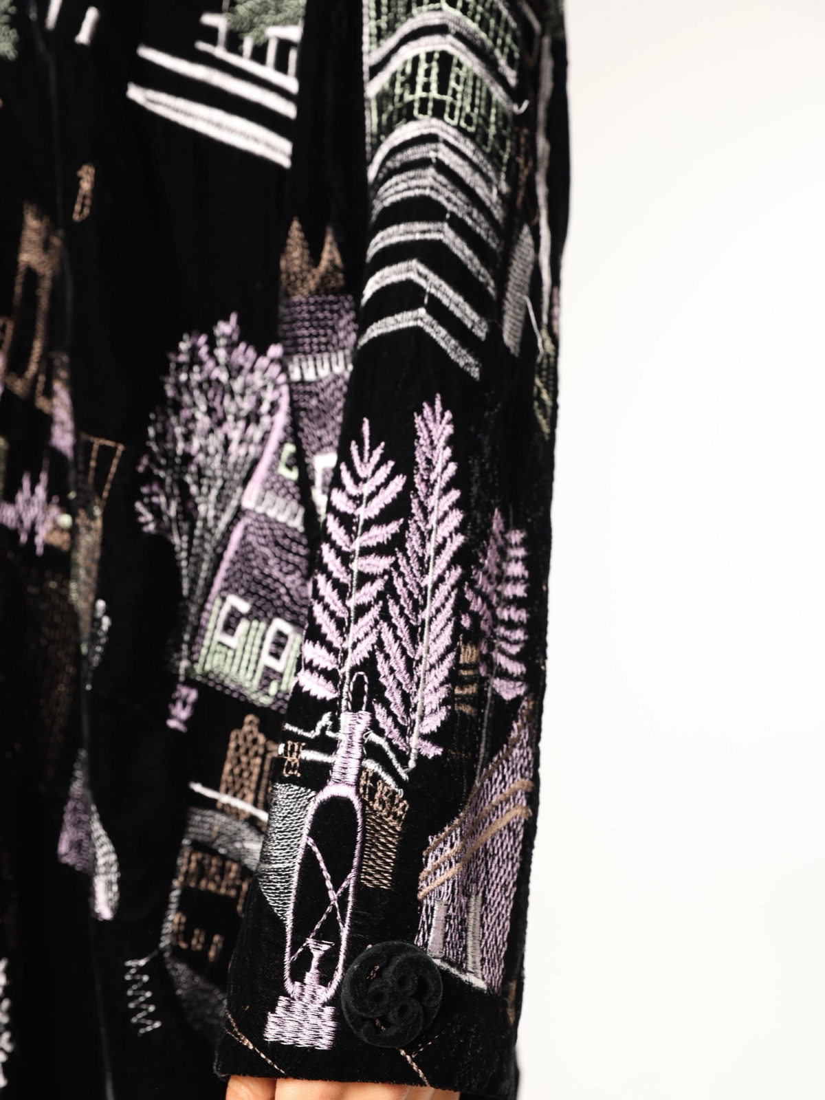 SHATHA__DESIGNS - Alternate View - Mnsaj