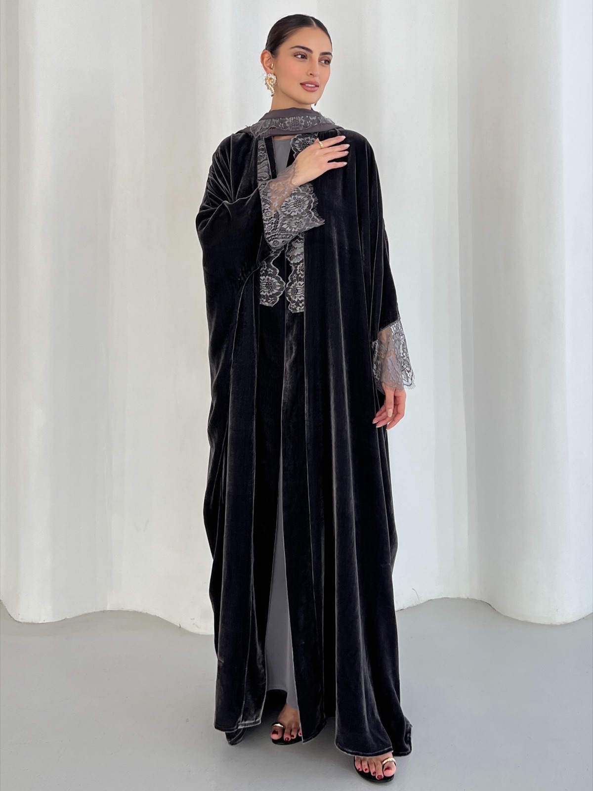 SHAIKHA.ALABDULKARIM - Image 5 - Mnsaj