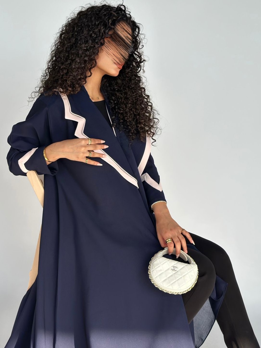 IRIS_ABAYAS - Image 5 - Mnsaj