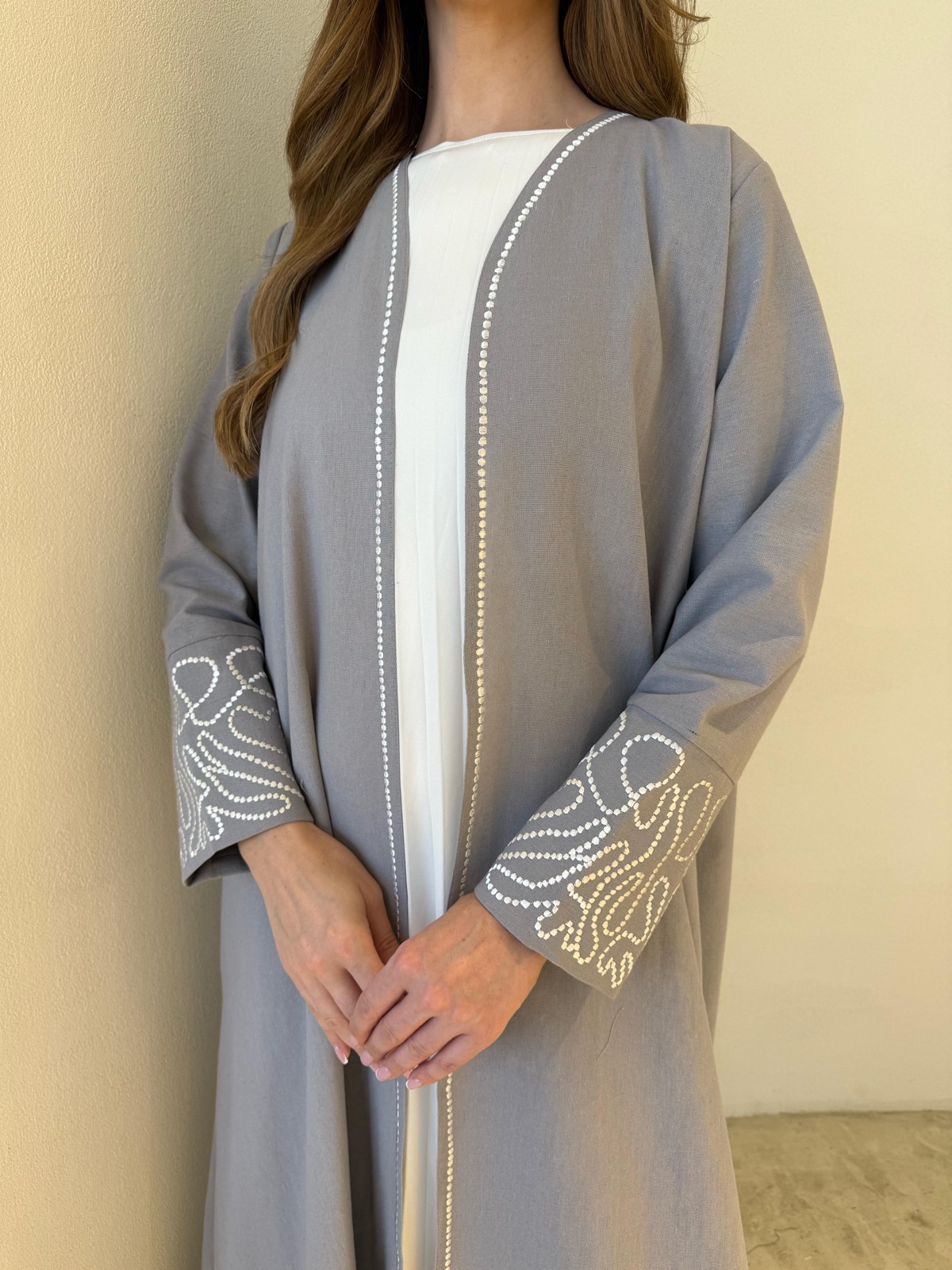 MANTLE.BH - Alternate View - Mnsaj