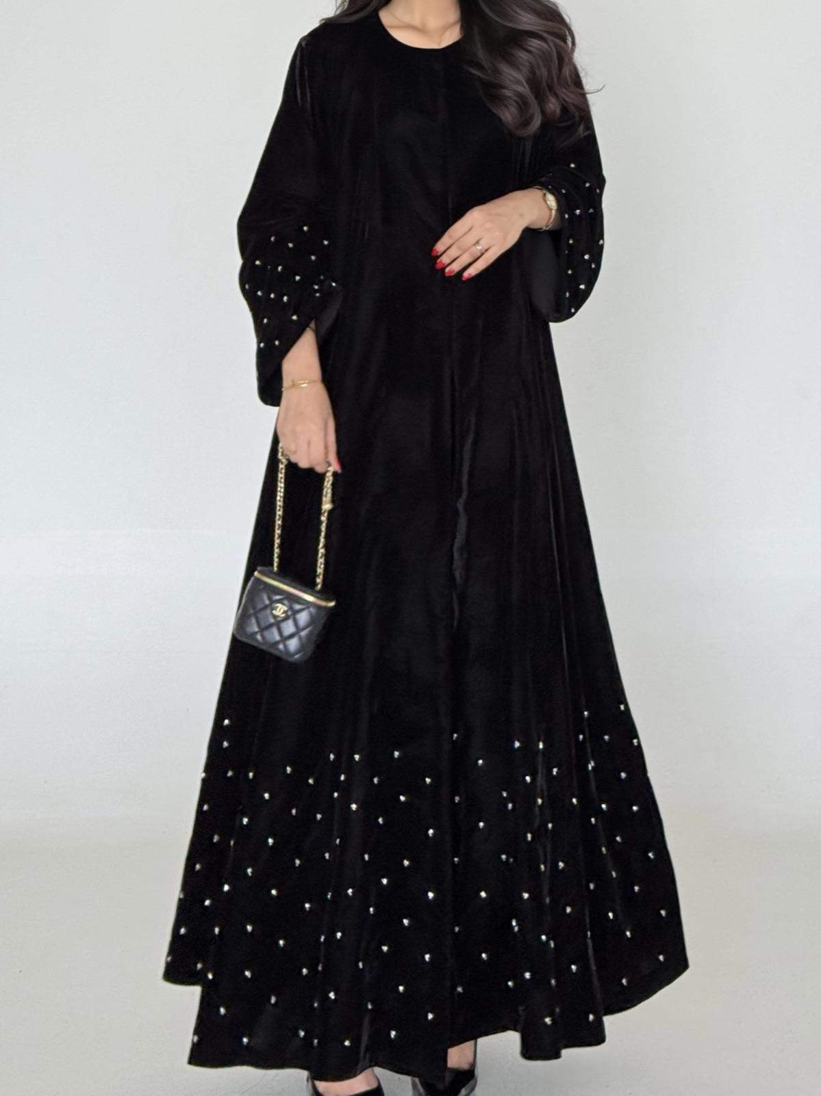 LYL.ABAYAS - Alternate View - Mnsaj