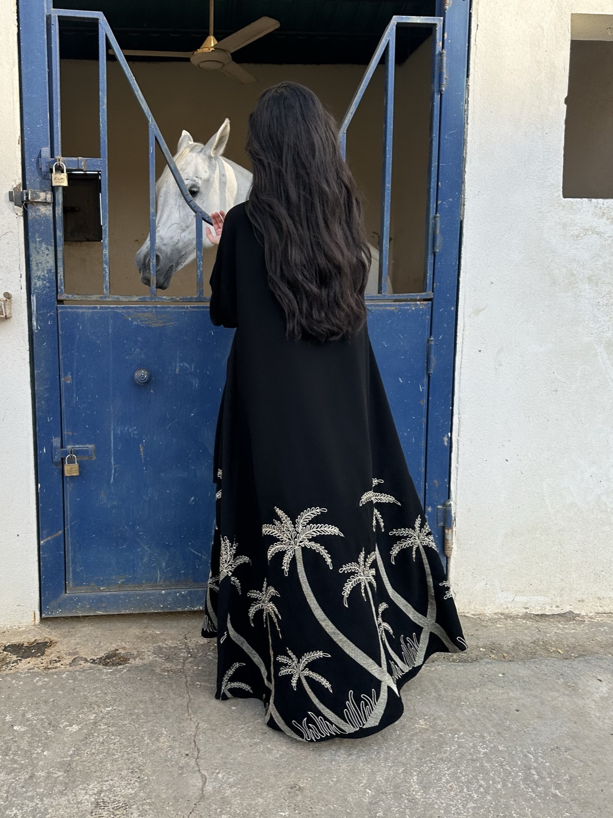 ORAS.ABAYA - Image 3 - Mnsaj