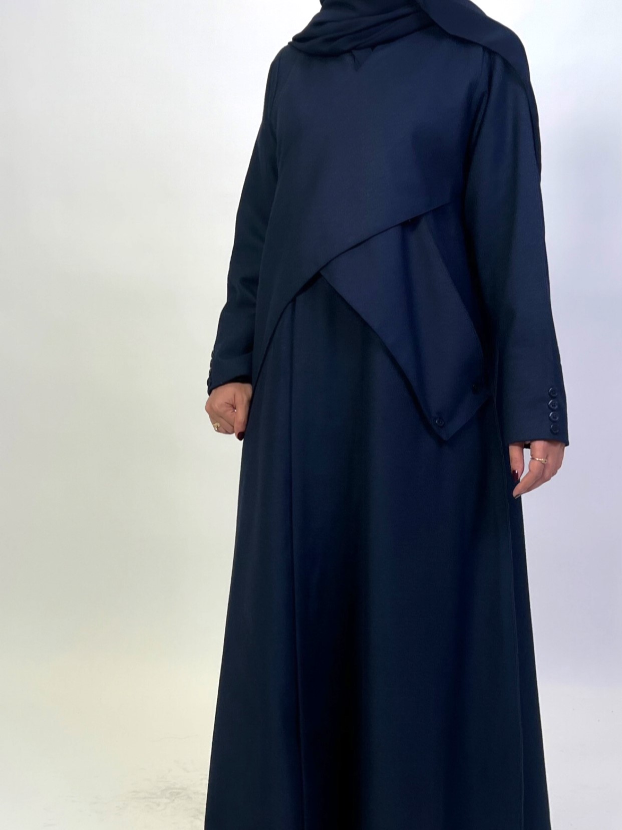 BANYAH.ABAYA - Alternate View - Mnsaj