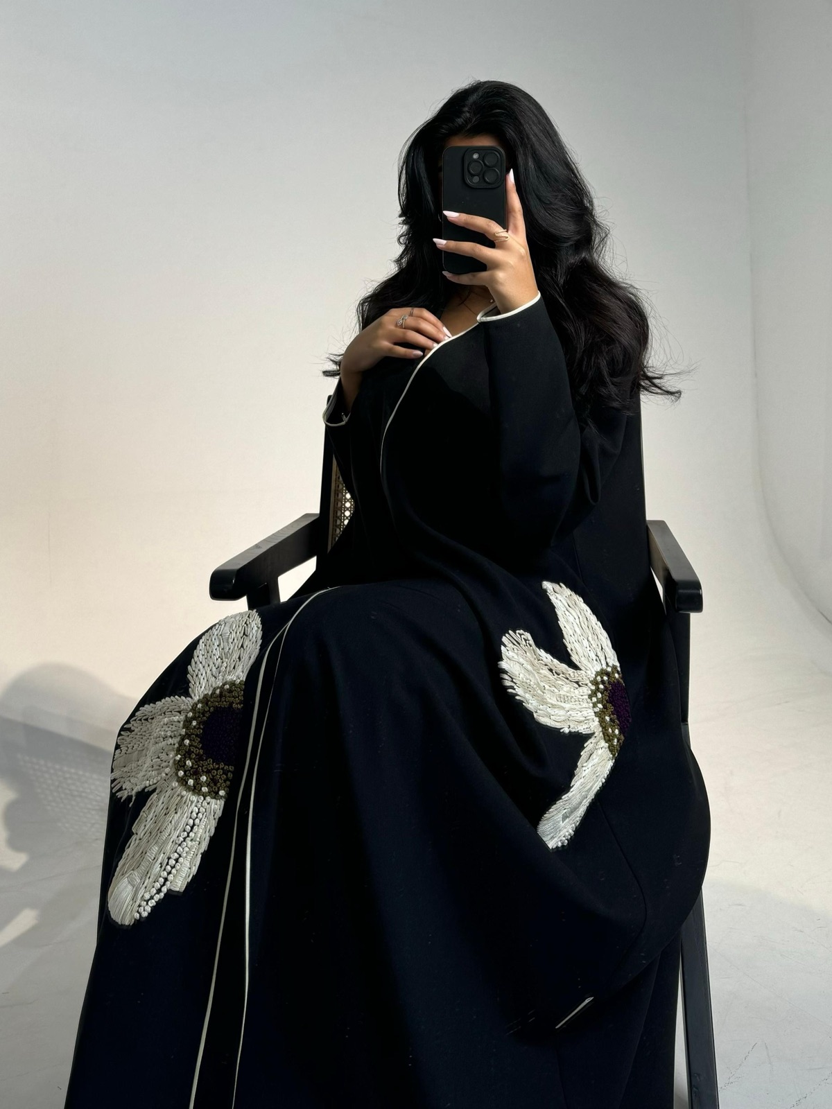 AT.BYAMINAALTAMIMI - Alternate View - Mnsaj