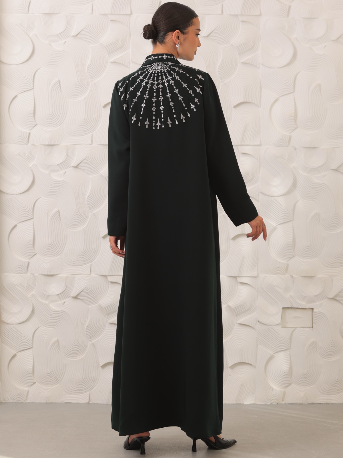 LN_THREADS - Image 4 - Mnsaj