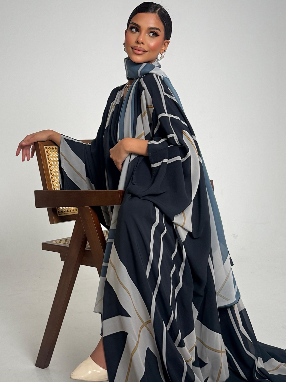 GLARE.BHR - Alternate View - Mnsaj