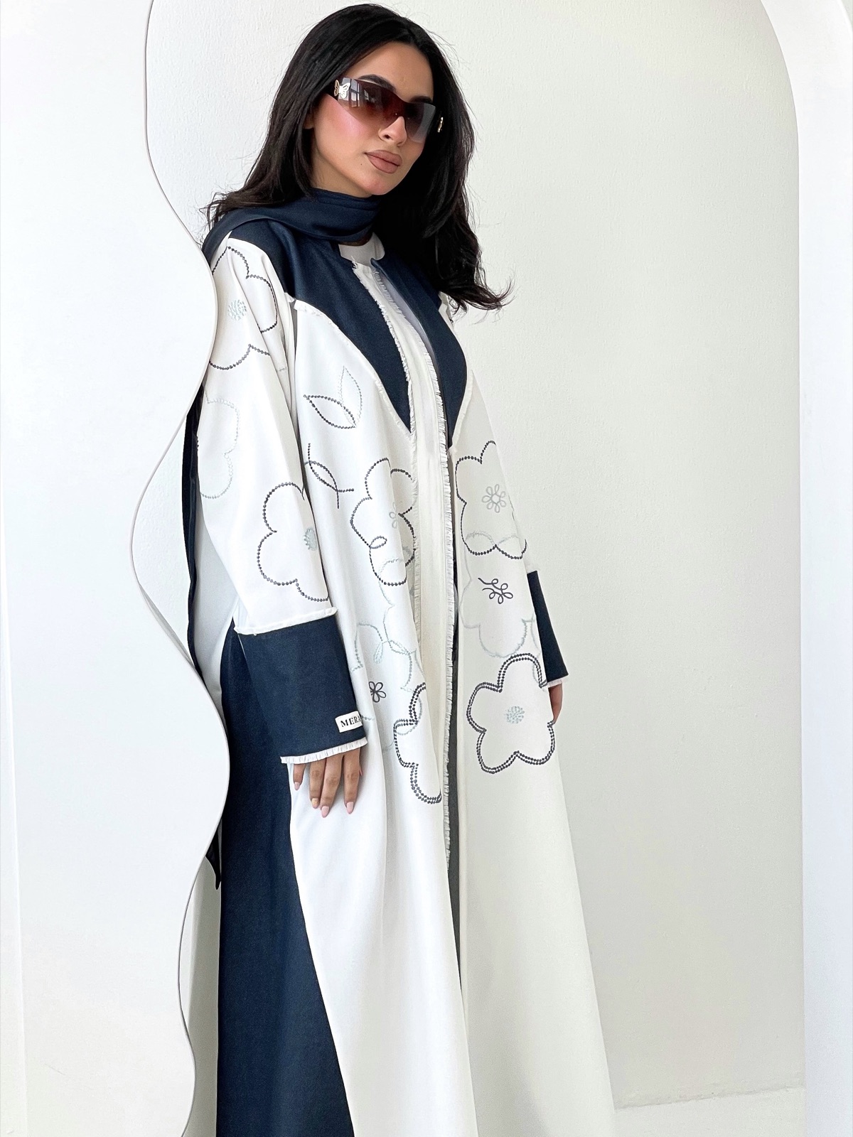 _MERALINE - Image 3 - Mnsaj