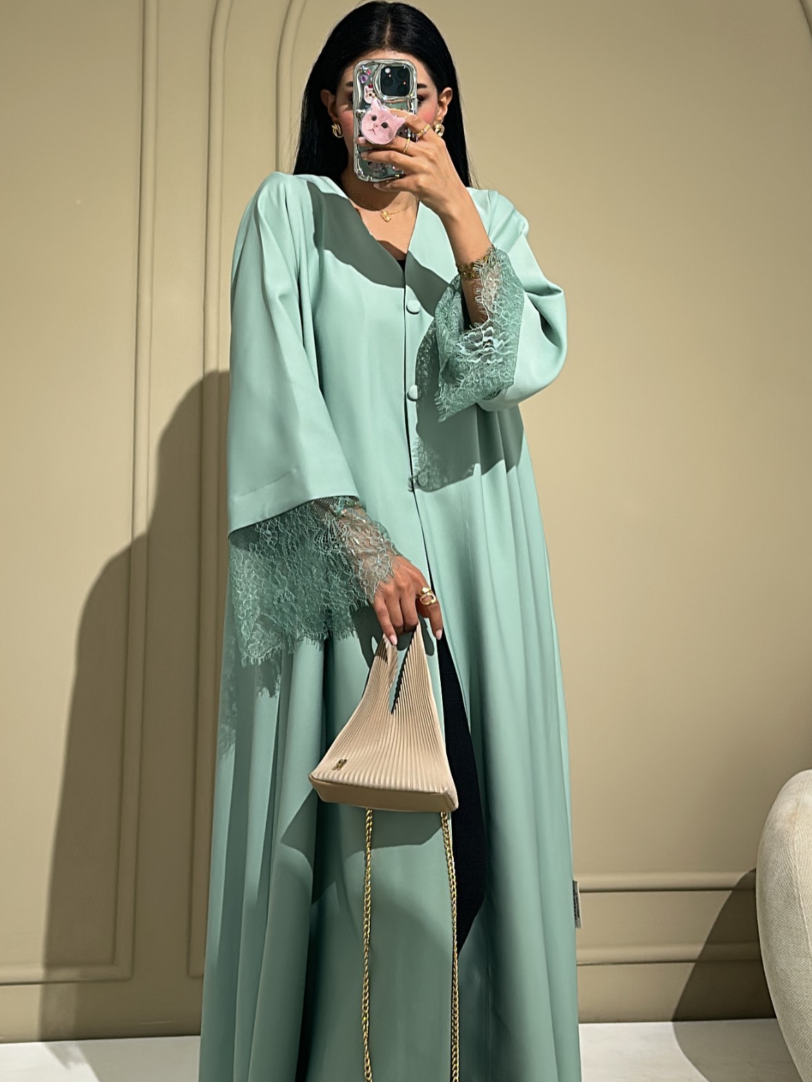 AT.BYAMINAALTAMIMI - Alternate View - Mnsaj