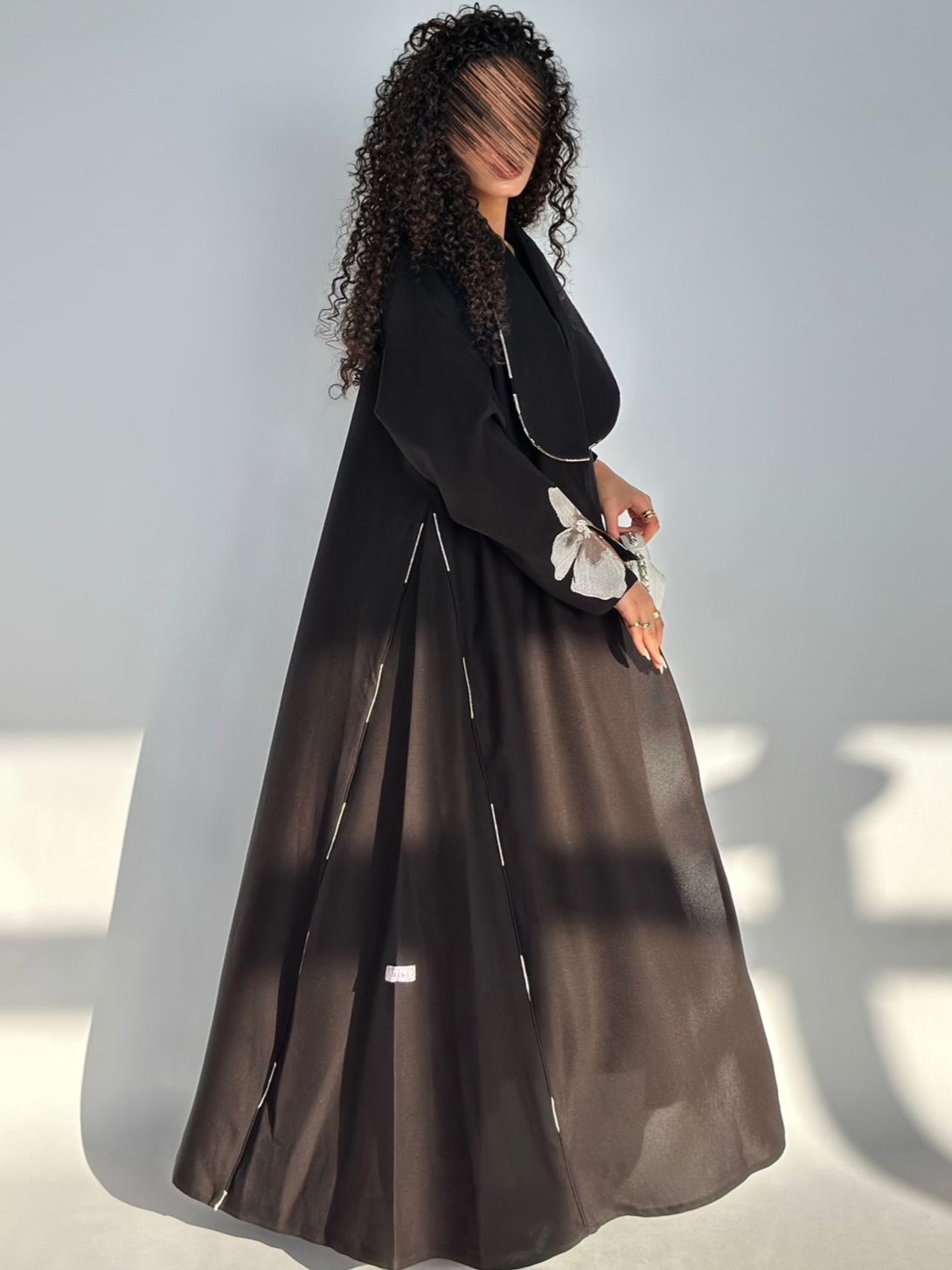 IRIS_ABAYAS - Alternate View - Mnsaj