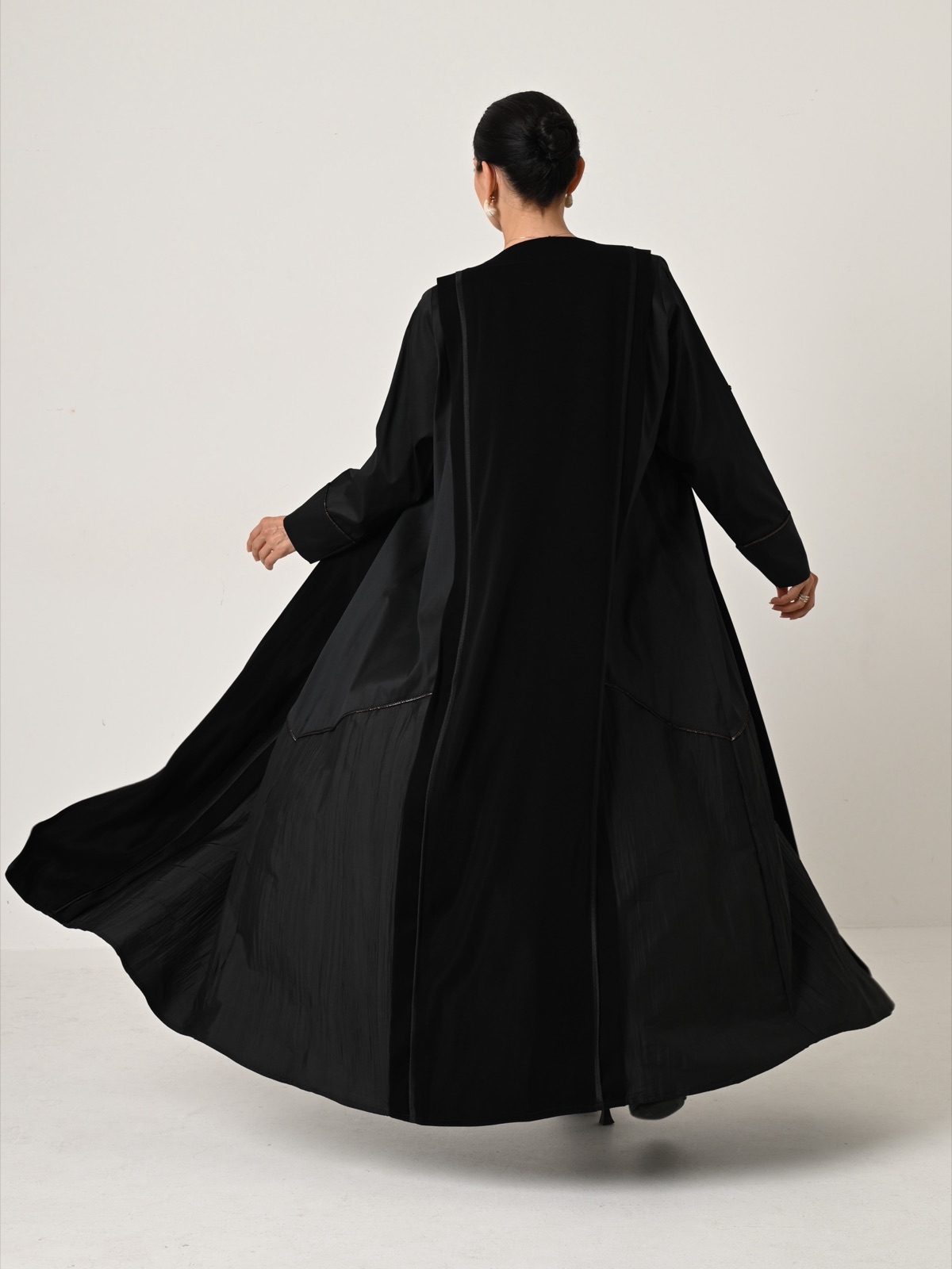 JULY_BOUTIQUE - Image 3 - Mnsaj