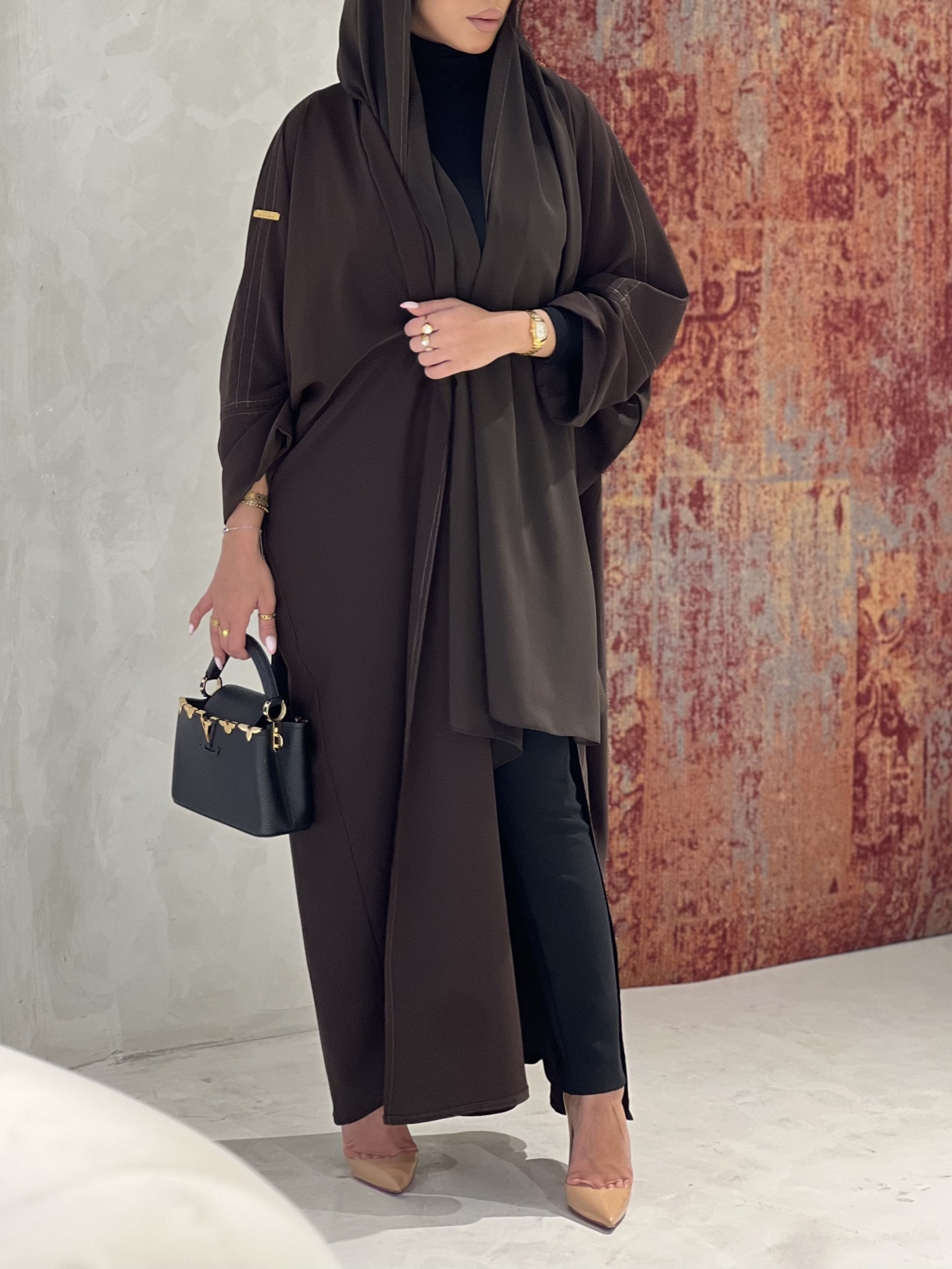 JULY_BOUTIQUE - Alternate View - Mnsaj