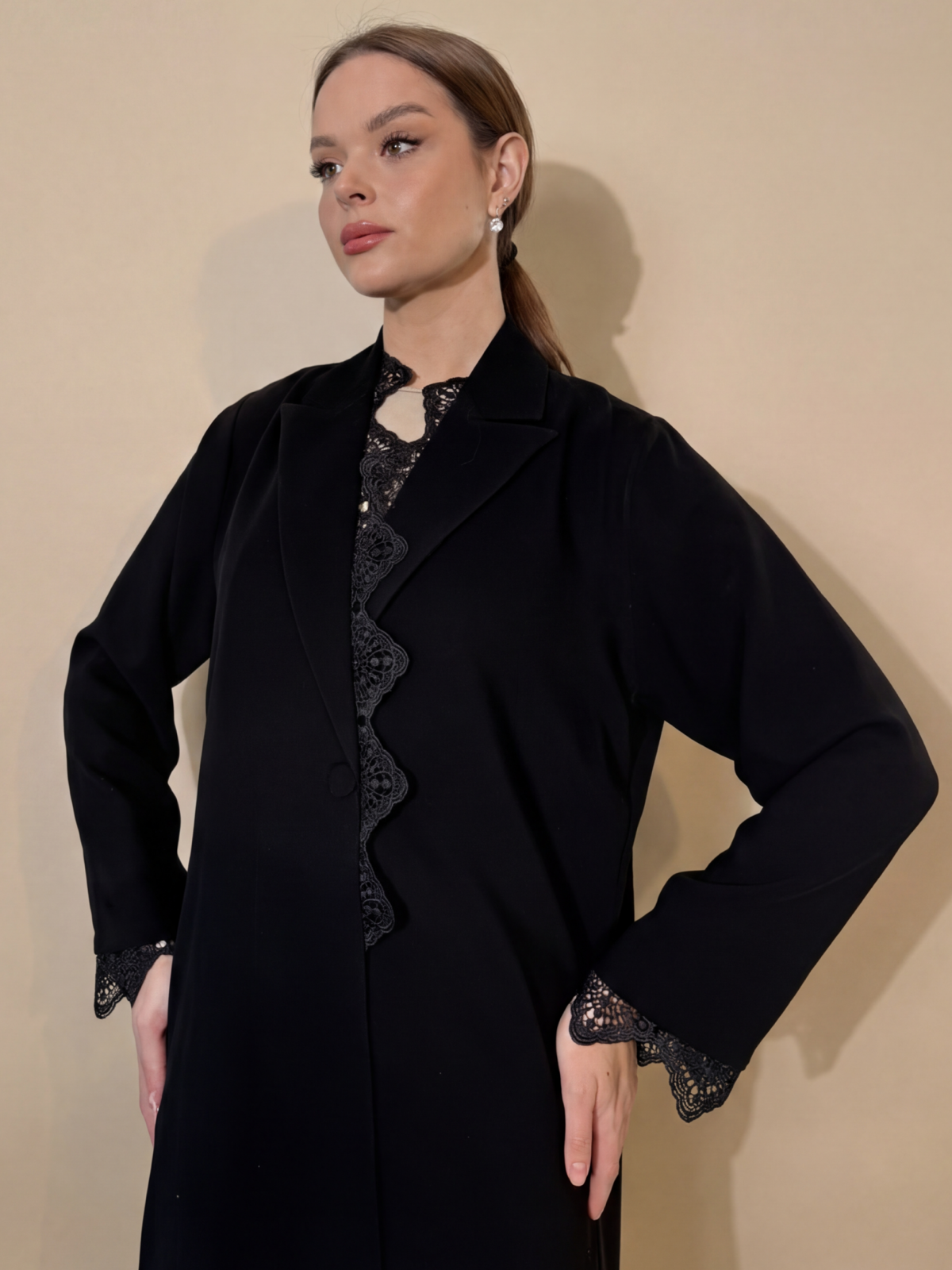 MANTLE.BH - Alternate View - Mnsaj