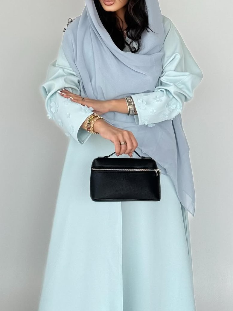 IRIS_ABAYAS - Image 5 - Mnsaj