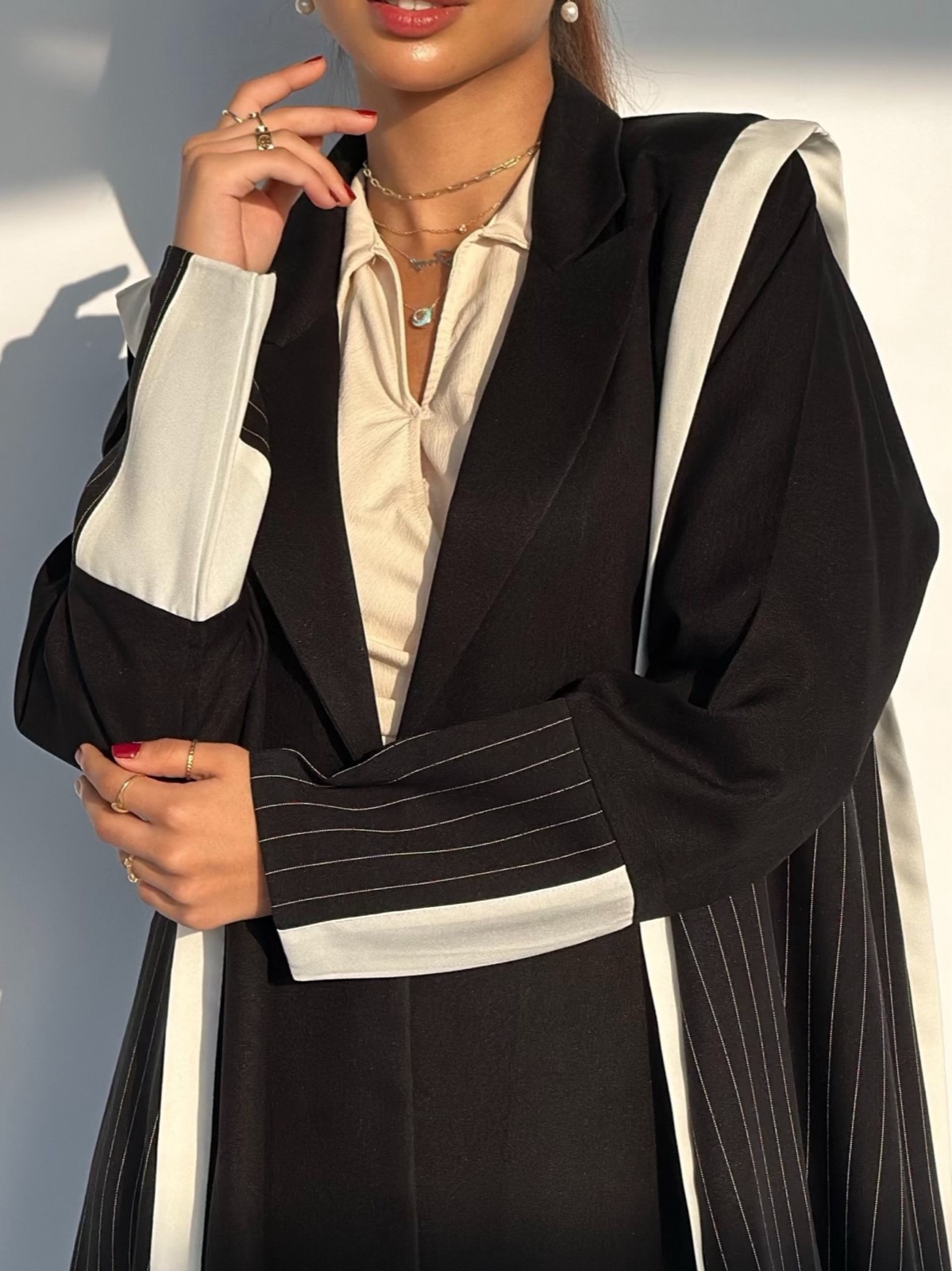 SHELLS.ABAYA - Mnsaj