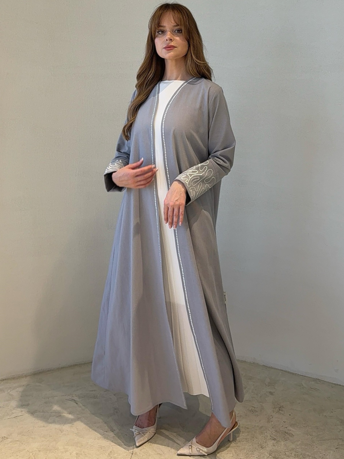 MANTLE.BH - Image 3 - Mnsaj