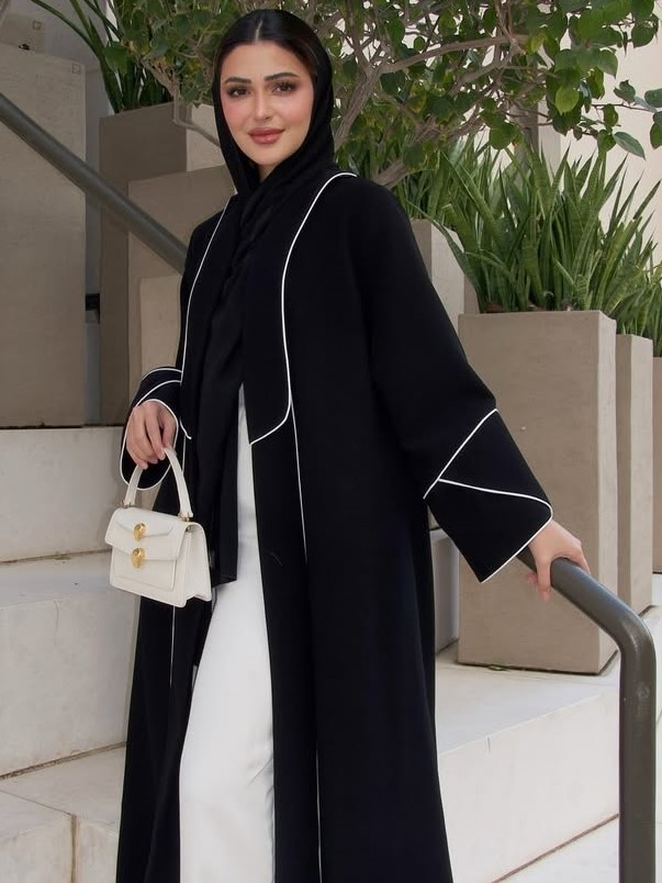 MANTLE.BH - Image 4 - Mnsaj