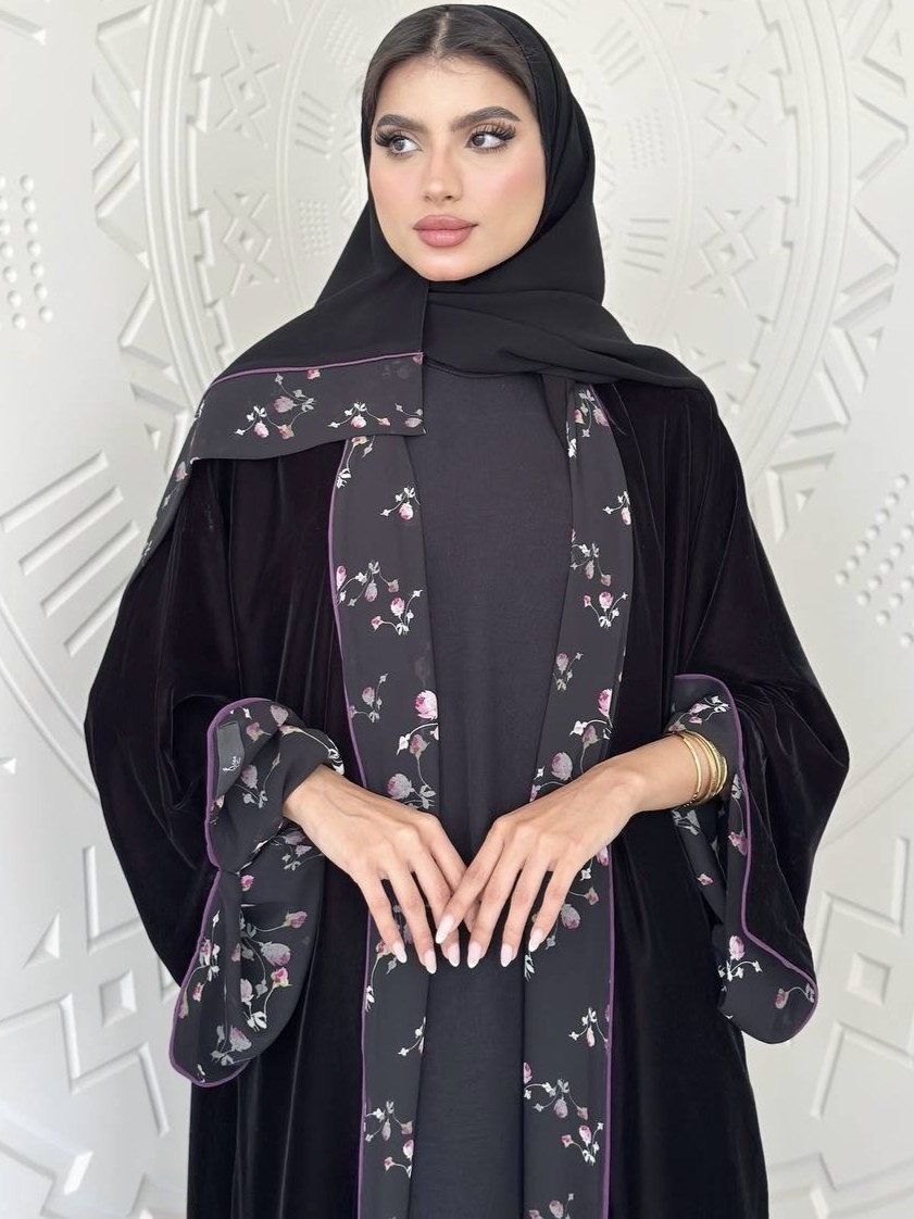 LIAN.ABAYA - Image 3 - Mnsaj