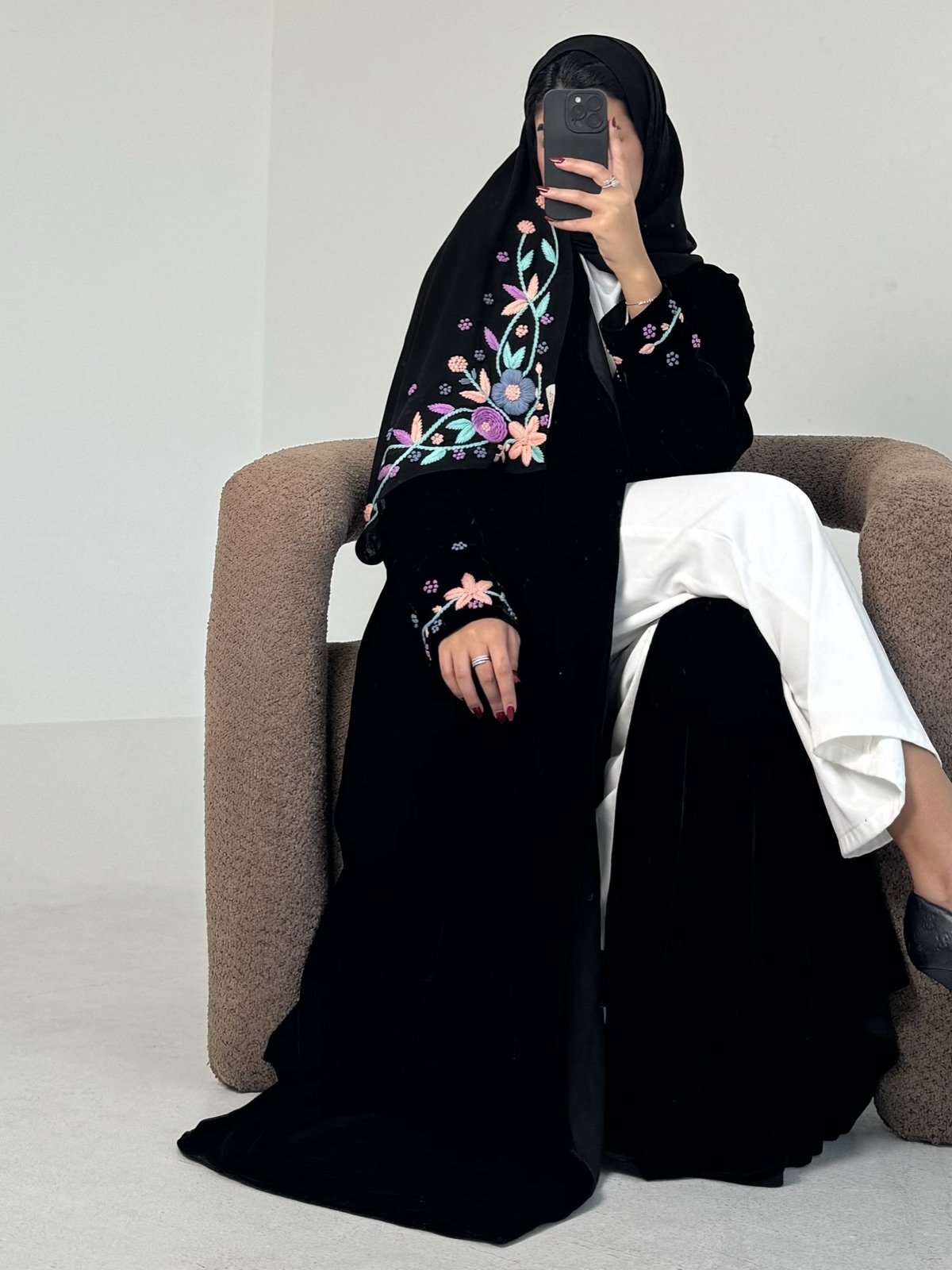 AT.BYAMINAALTAMIMI - Image 3 - Mnsaj