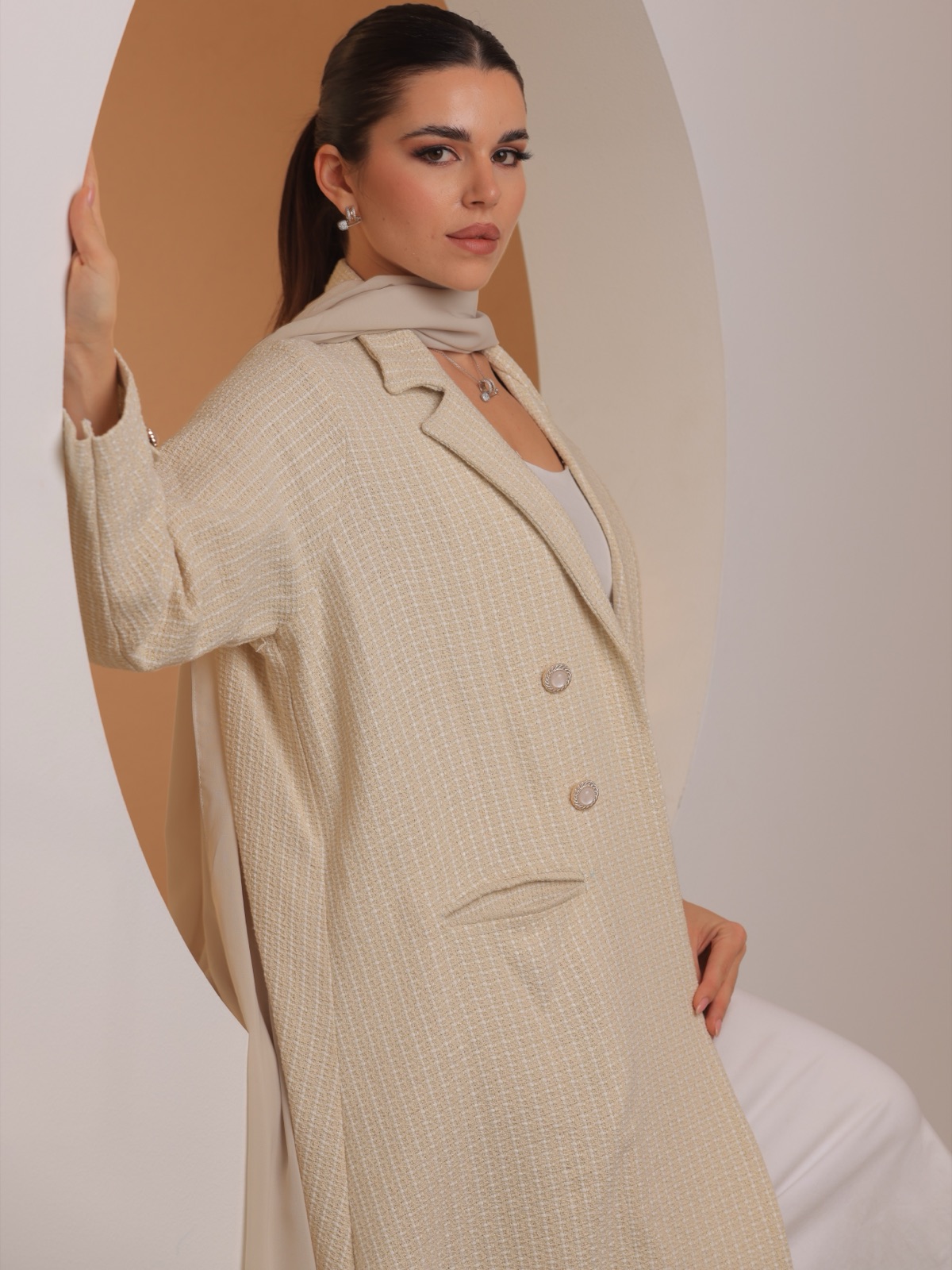 LEVE_COUTURE - Image 5 - Mnsaj