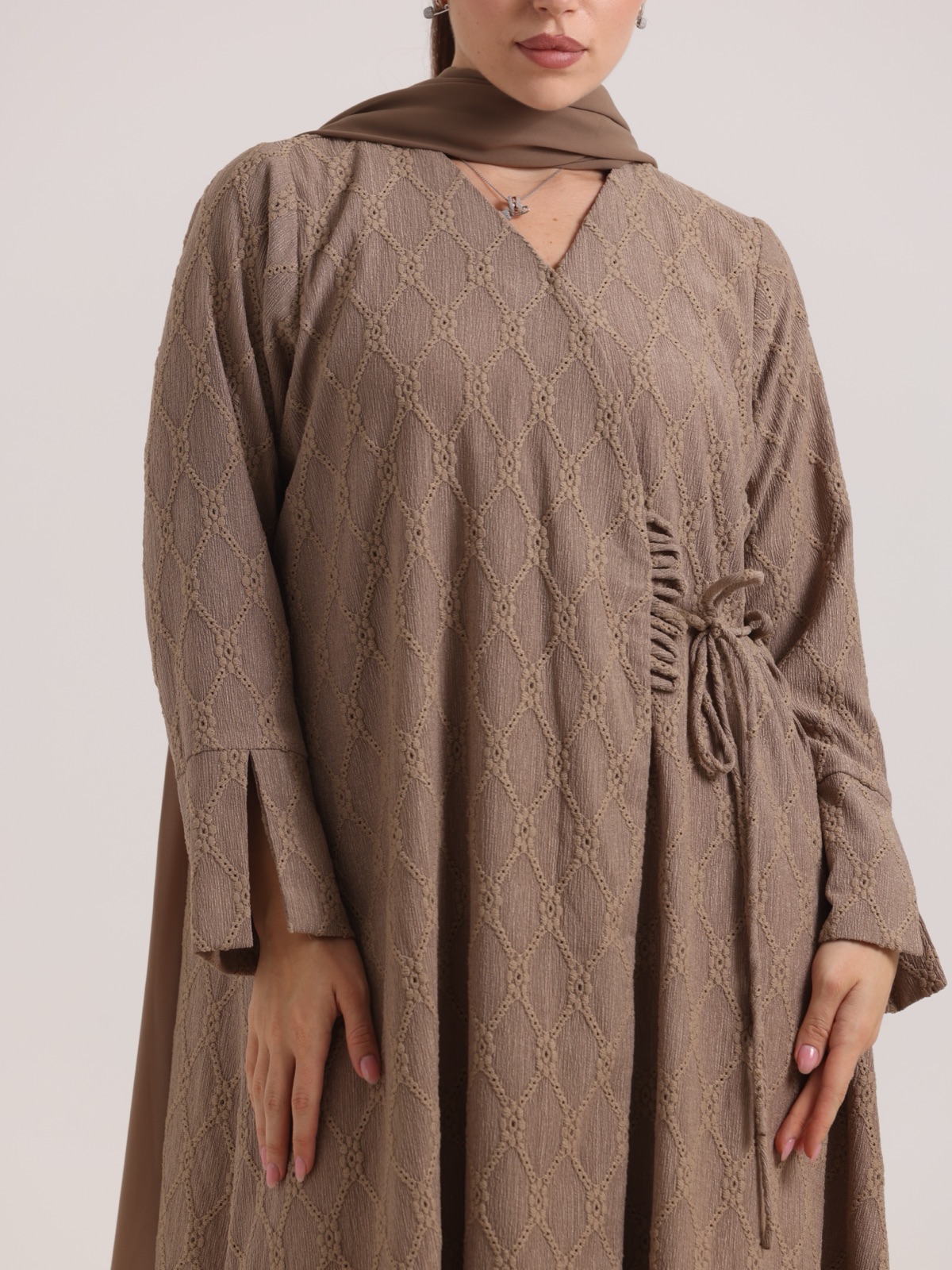 LEVE_COUTURE - Alternate View - Mnsaj