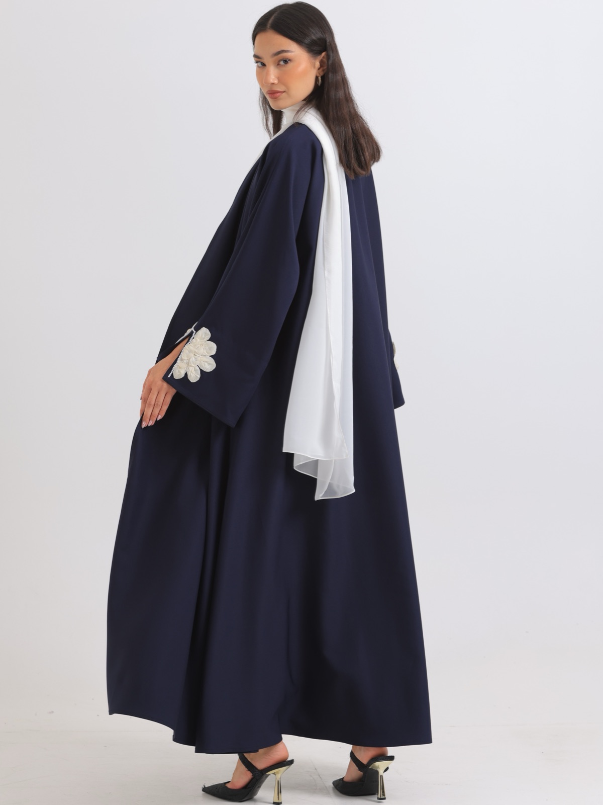 LEVE_COUTURE - Mnsaj