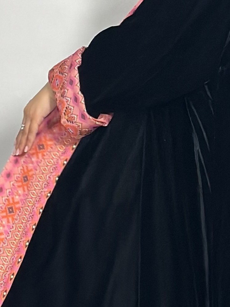 BYFCOUTURE - Alternate View - Mnsaj