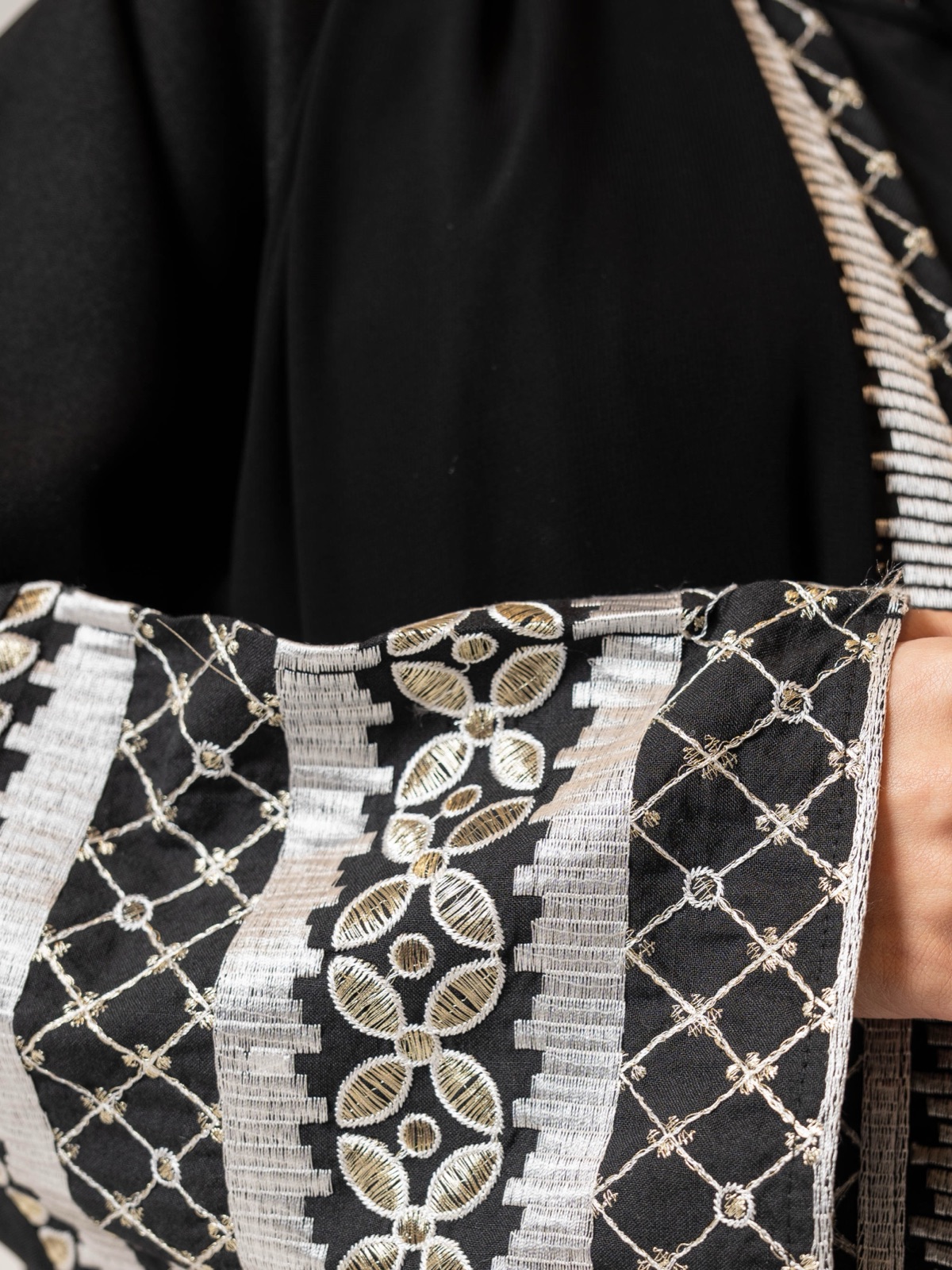 ORAS.ABAYA - Image 5 - Mnsaj