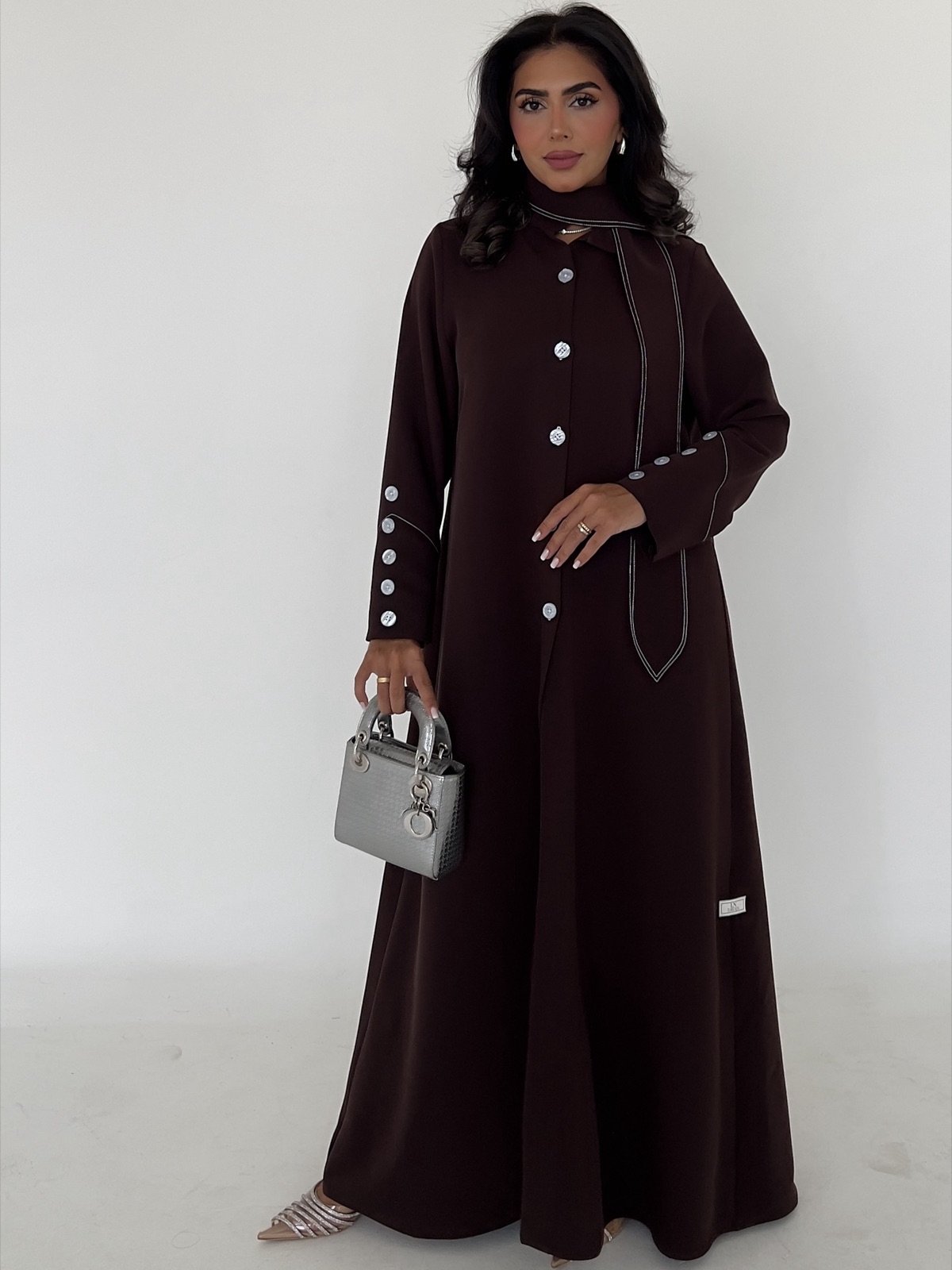 LN_THREADS - Image 3 - Mnsaj