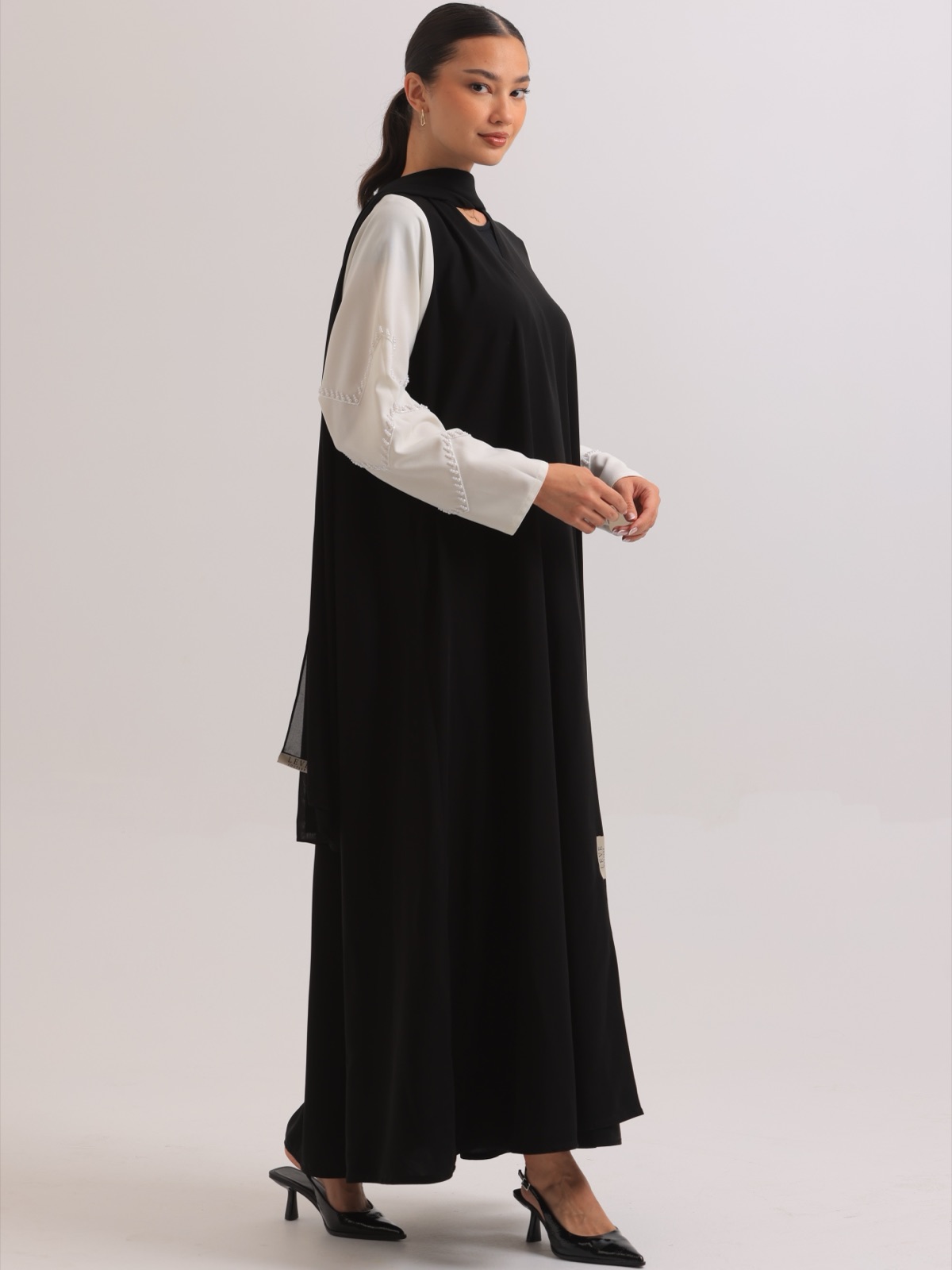 LEVE_COUTURE - Mnsaj