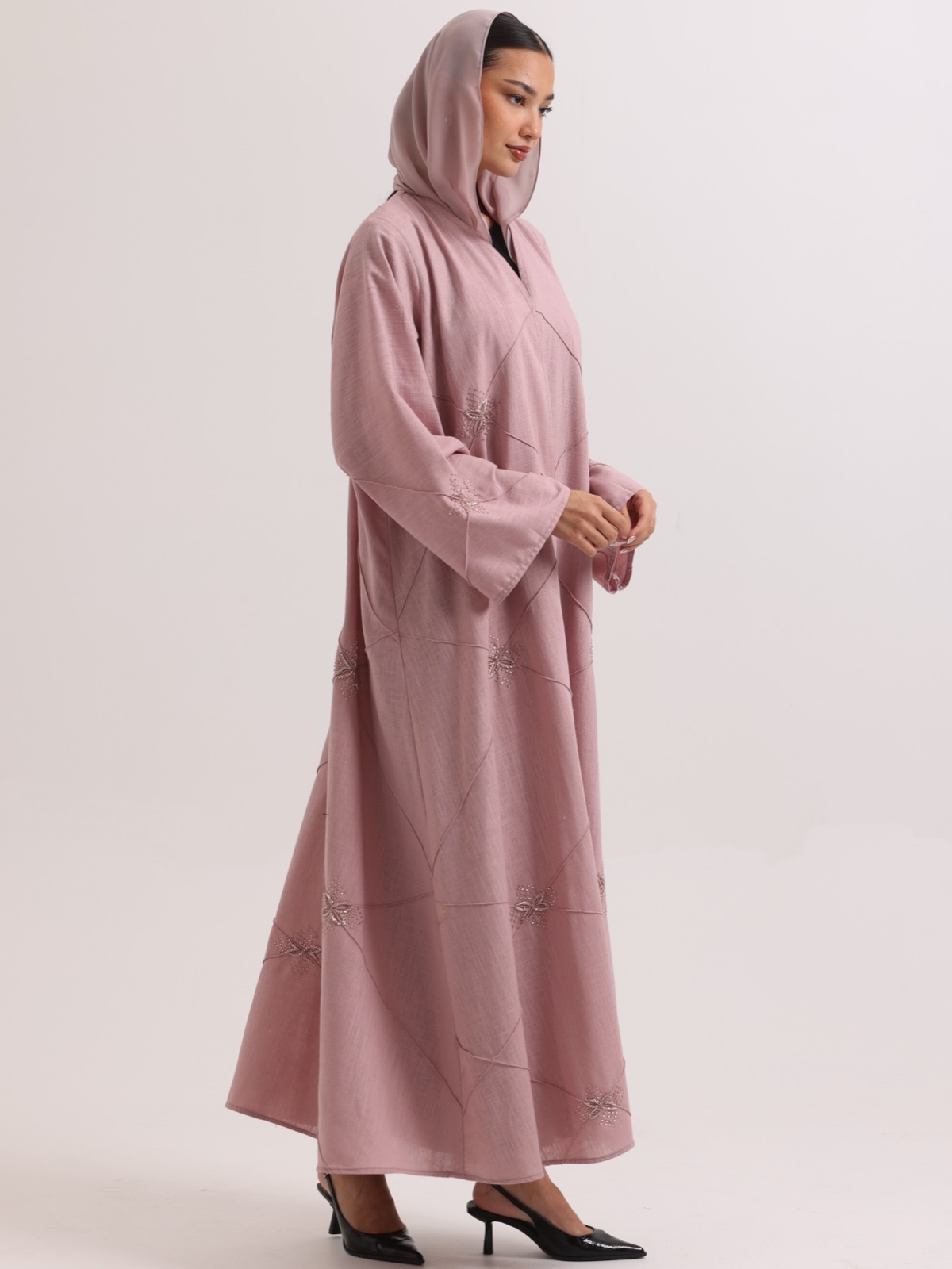 LEVE_COUTURE - Image 3 - Mnsaj