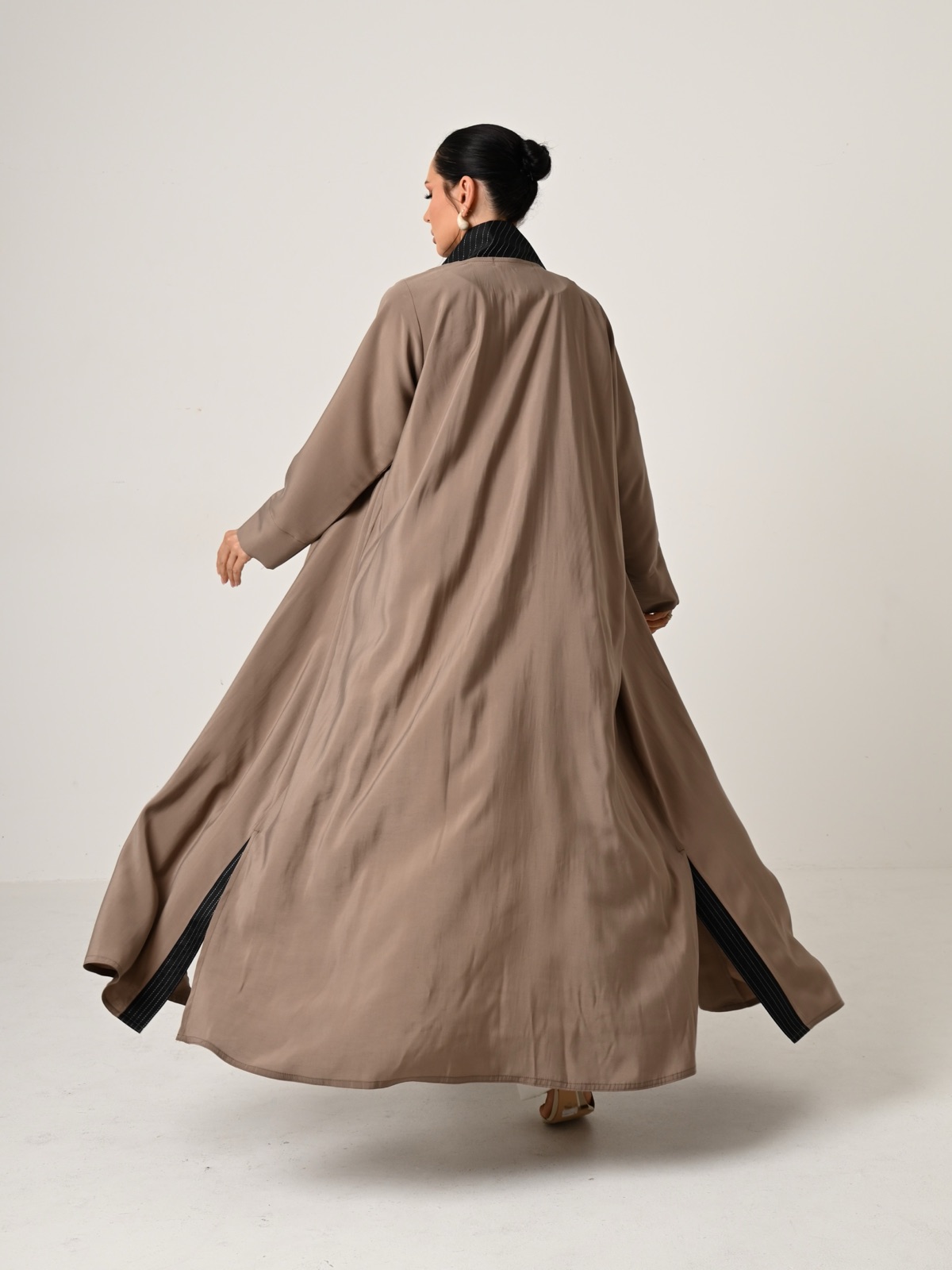 JULY_BOUTIQUE - Image 5 - Mnsaj